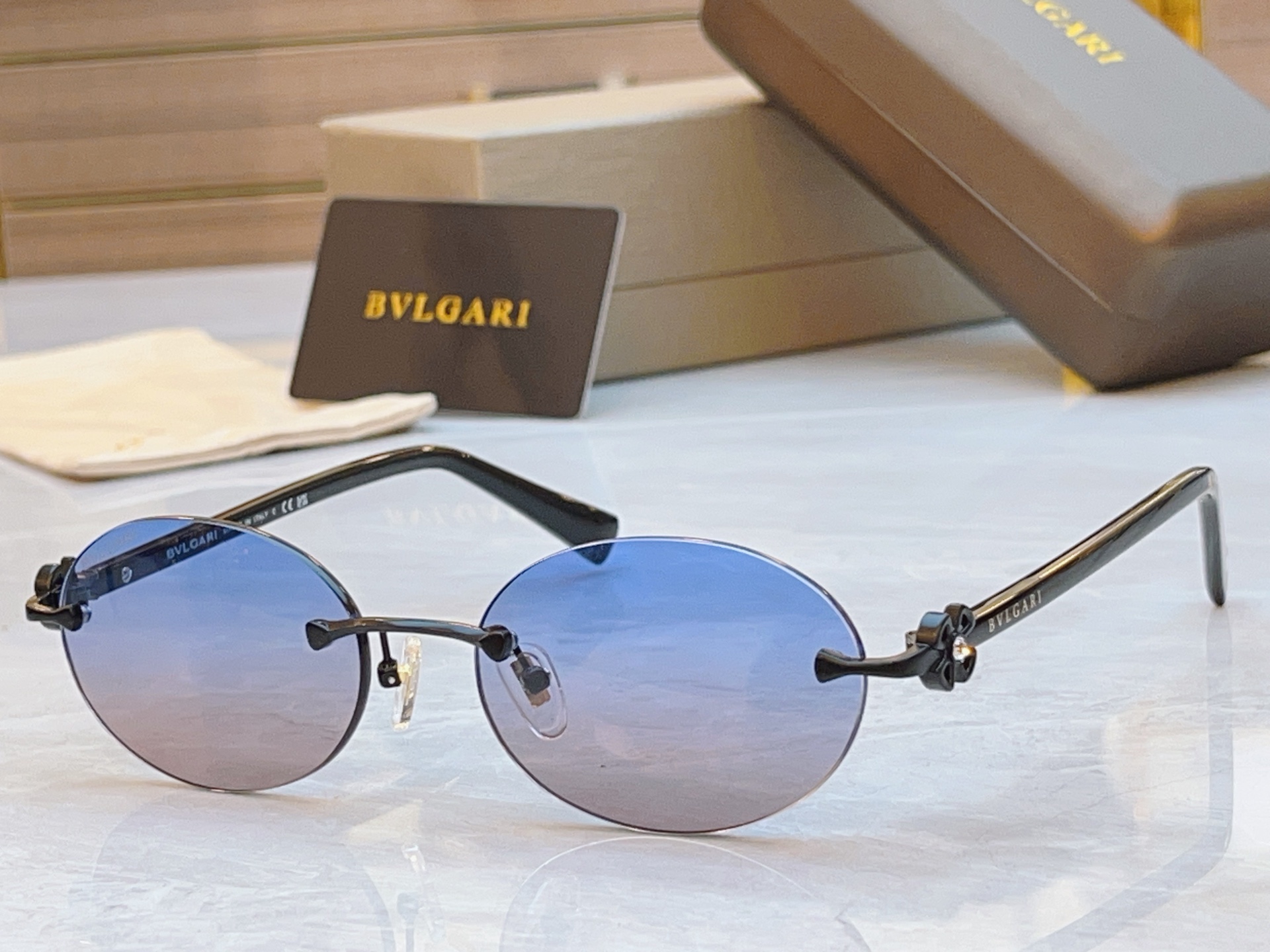 ，【BVLGA*】宝格*丽新款太阳镜，
MODEL：BV6191-B-D，SIZE：56口18-140