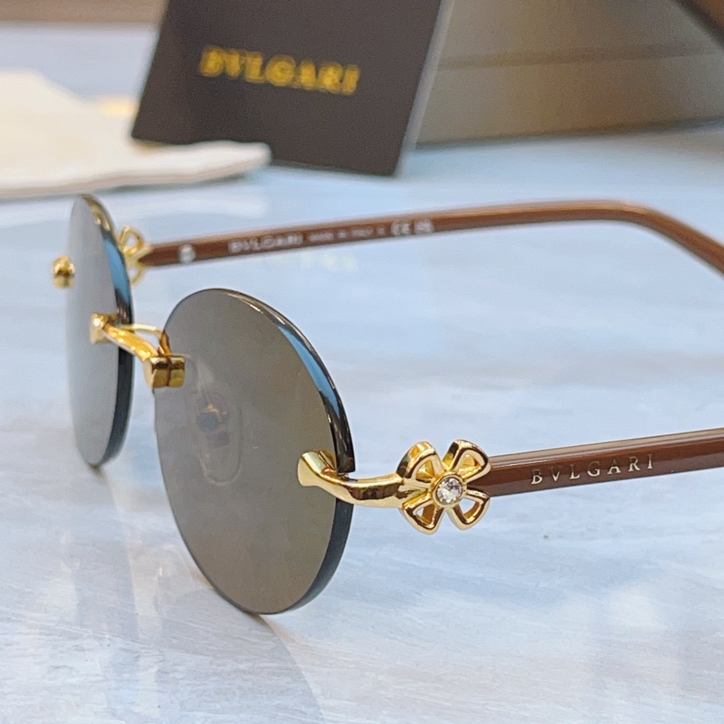 ，【BVLGA*】宝格*丽新款太阳镜，
MODEL：BV6191-B-D，SIZE：56口18-140