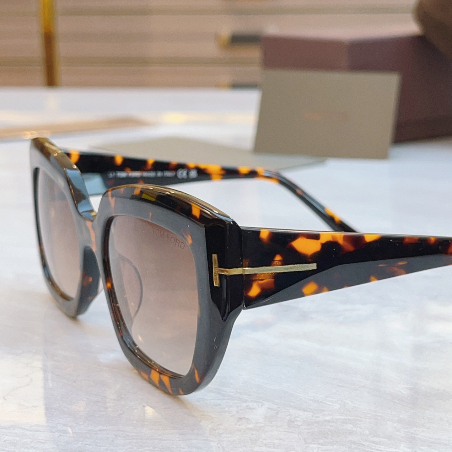 ，【TOM FOR*】汤姆*福特新款太阳镜🕶️，MODEL：FT1192，SIZE：53口19-140