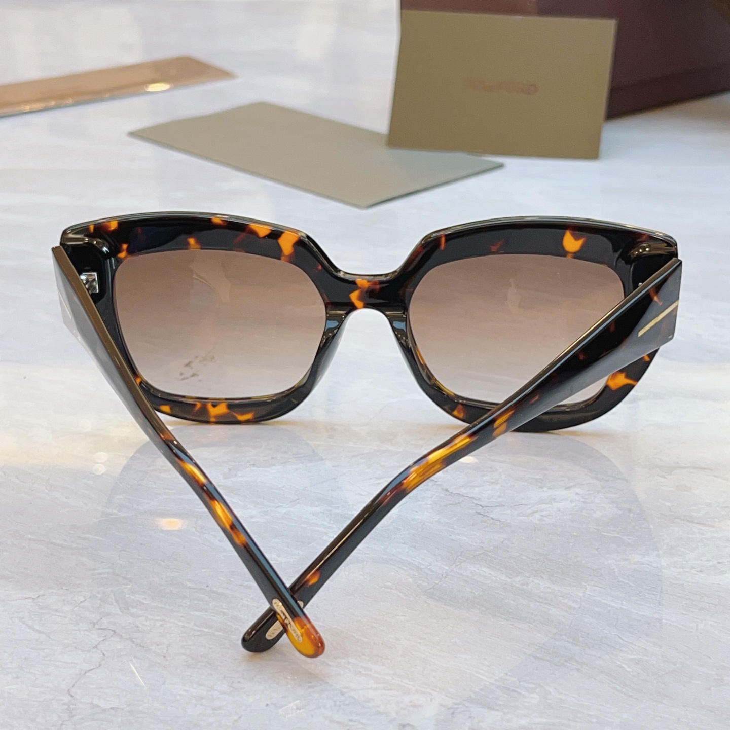 ，【TOM FOR*】汤姆*福特新款太阳镜🕶️，MODEL：FT1192，SIZE：53口19-140