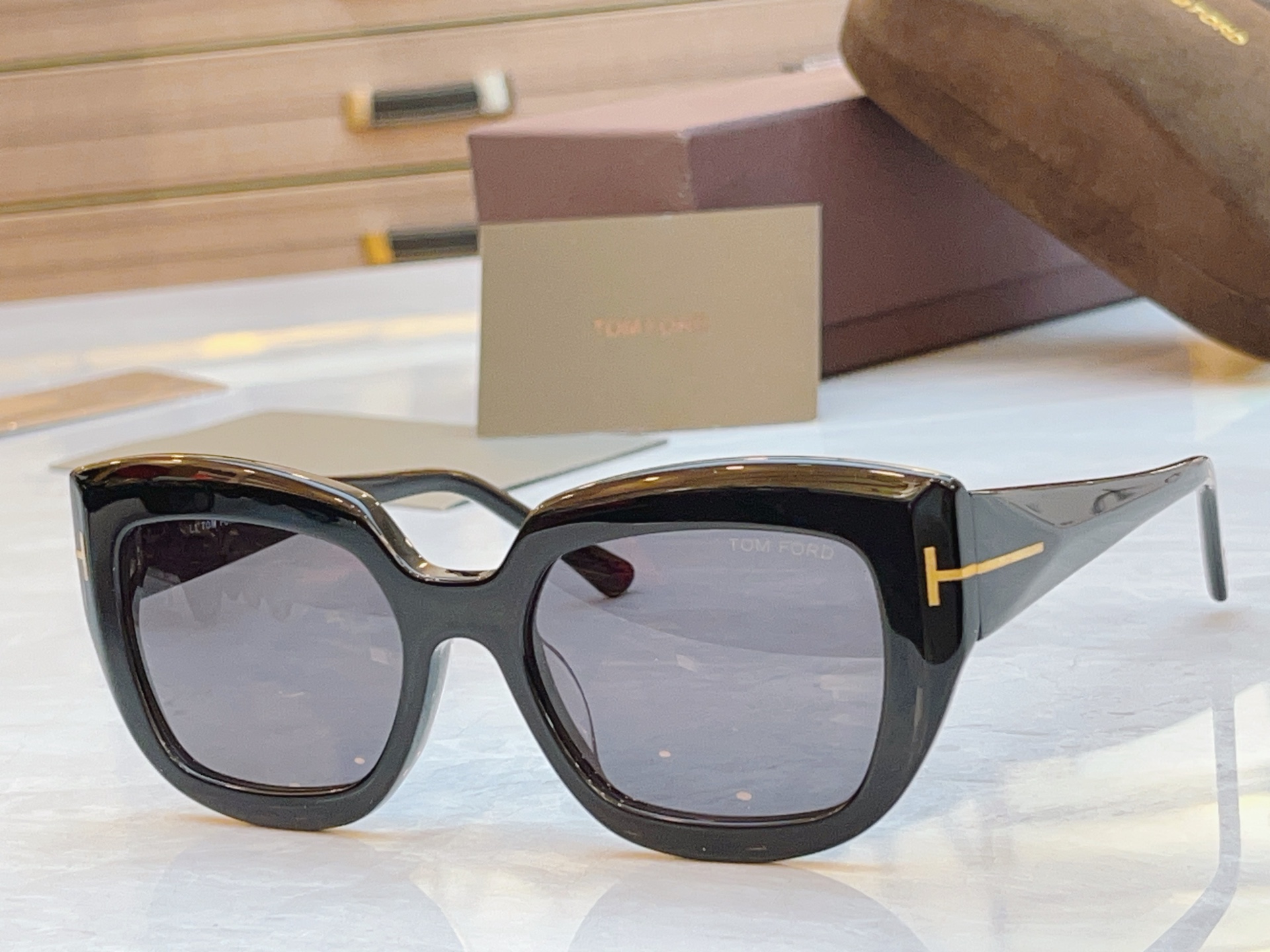 NO:373258,,【TOM FOR*】Tom Ford's new sunglasses, MODELFT1192, SIZE53-mouth 19-140 glasses sunglasses, glasses, tom ford19860909,【TOM FOR*】汤姆*福特新款太阳镜,MODELFT1192,SIZE53口19-140眼镜墨镜太阳镜,眼镜,tom ford,glasses