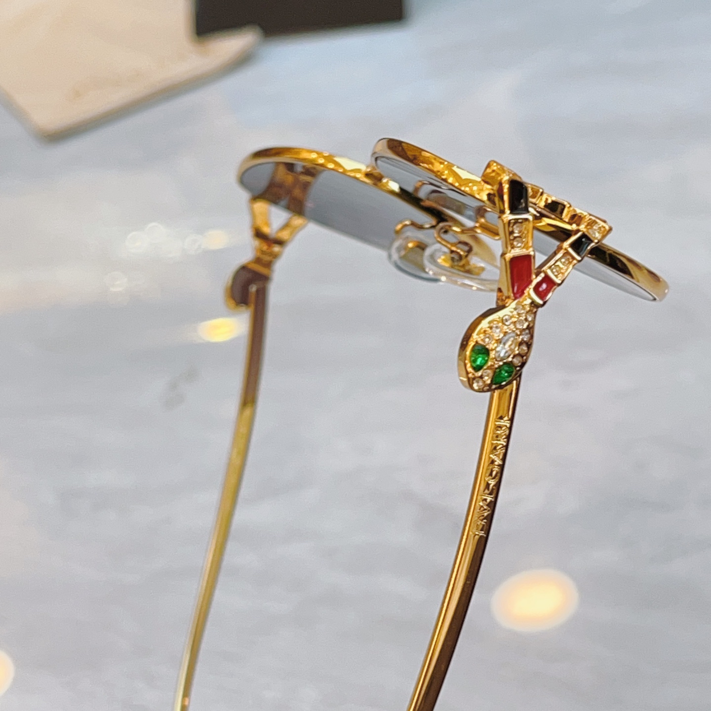 ，【BVLGA*】宝格*丽新款太阳镜，
MODEL：BV41606U，SIZE：58口16-145