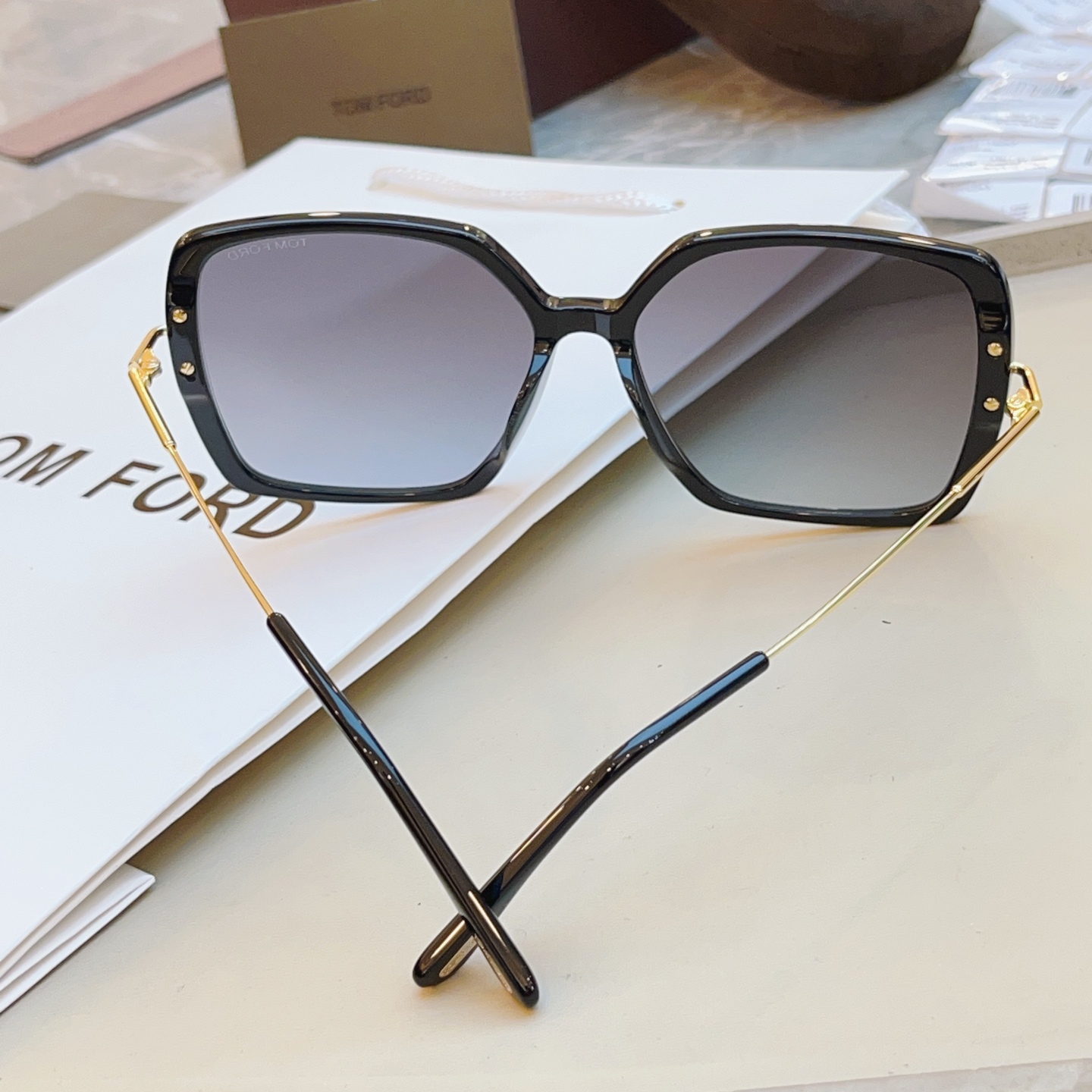 ，【TOM FOR*】汤姆*福特新款太阳镜 高版本✨，MODEL：TF1039，SIZE：59口15-140