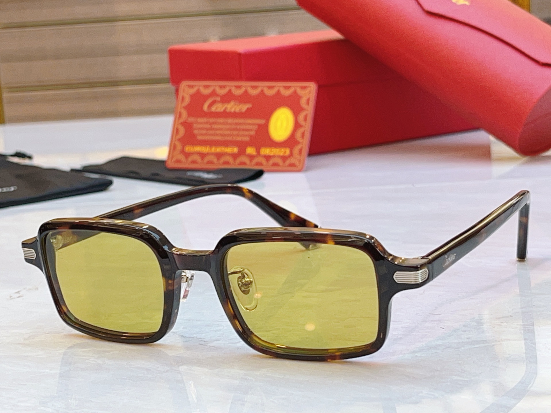 ，【CARTIE*】卡地*亚新款太阳镜，CT0539S，size49口22-145