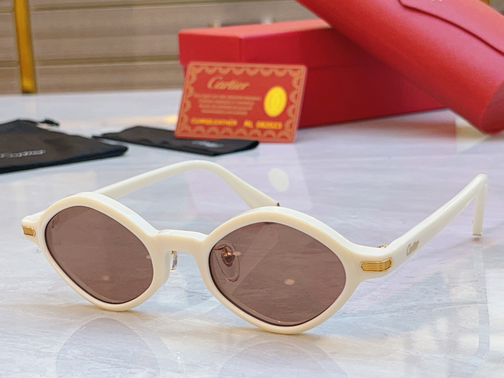 ，【CARTIE*】卡地*亚新款太阳镜，CT0540S，size48口21-145