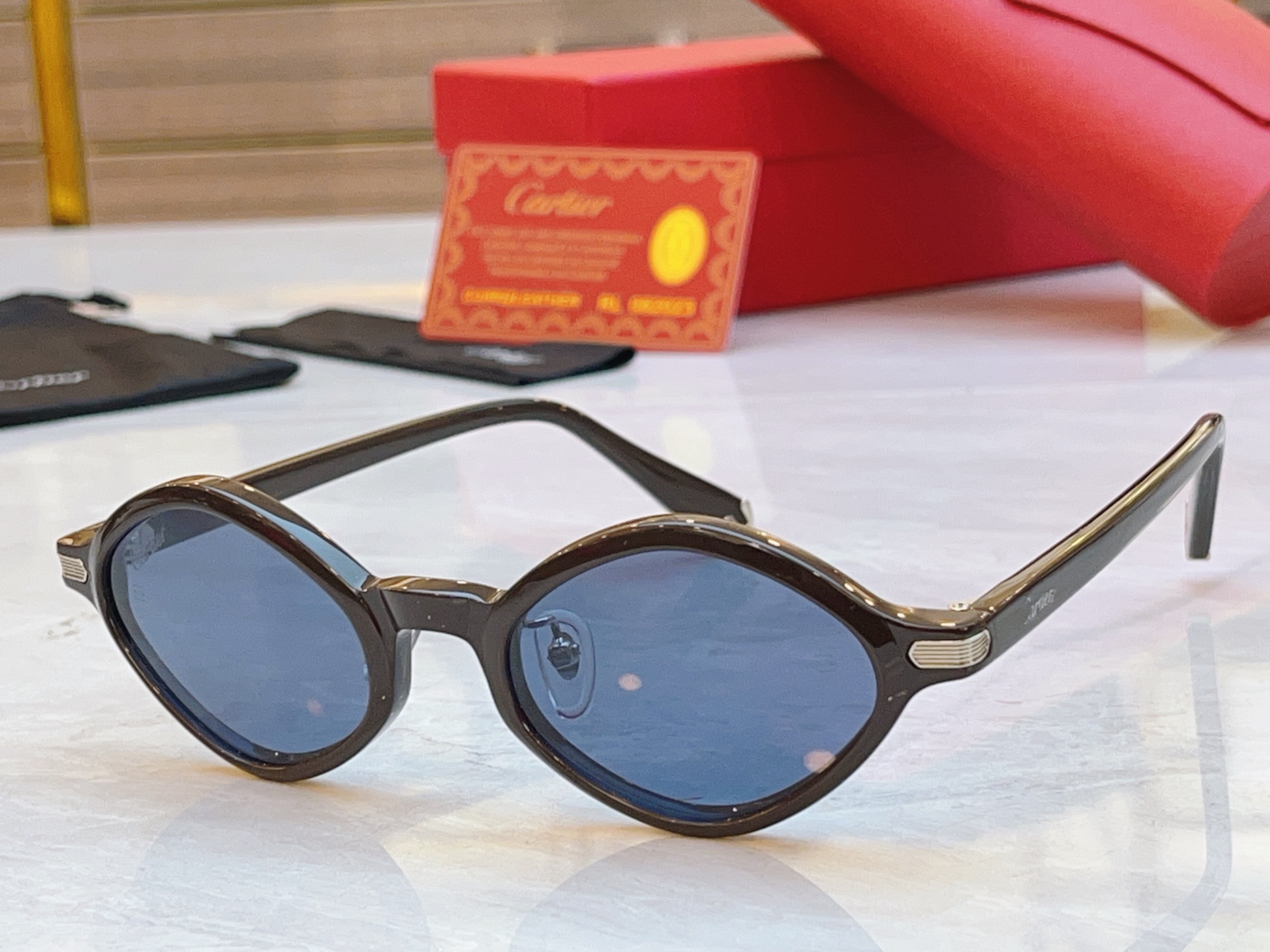 ，【CARTIE*】卡地*亚新款太阳镜，CT0540S，size48口21-145