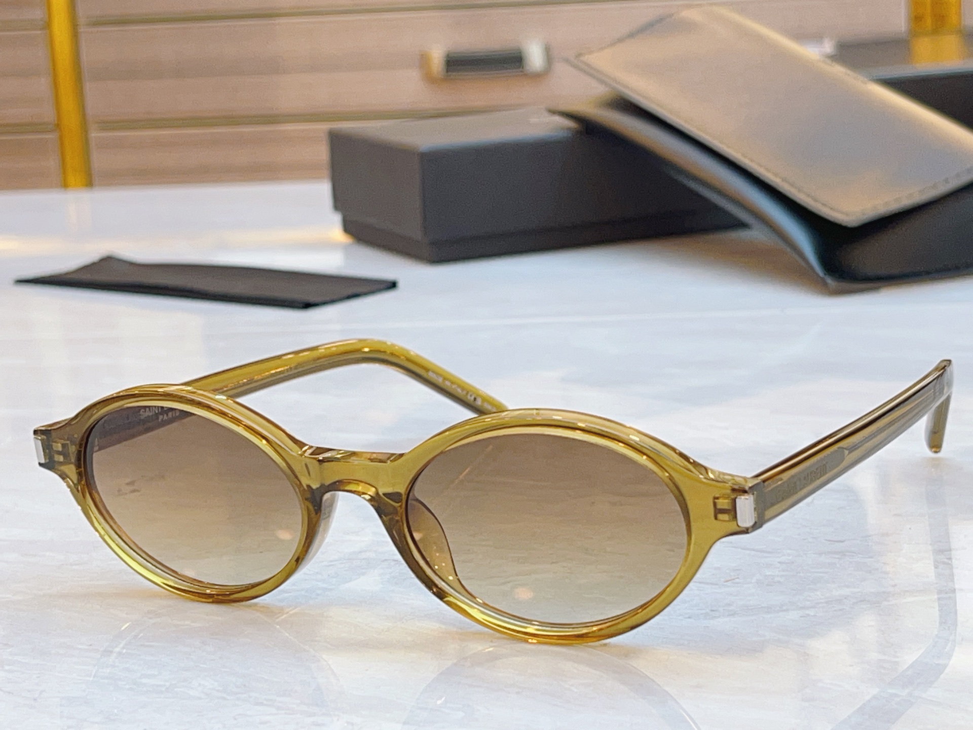 ，【SAINT LAUREN*】圣罗*兰新款太阳镜🕶️🕶️，MODEL：SL 751，SIZE：50口1