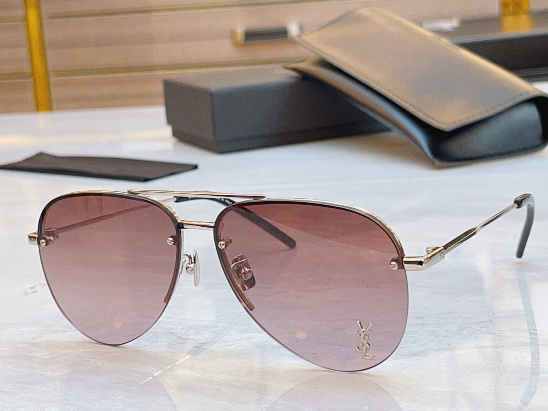 ，【SAINT LAUREN*】圣罗*兰新款眼镜架，MODEL：11M，SIZE：59口13-140