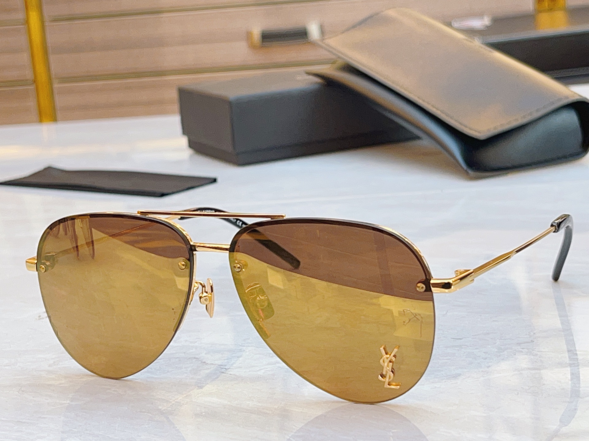 ，【SAINT LAUREN*】圣罗*兰新款眼镜架，MODEL：11M，SIZE：59口13-140