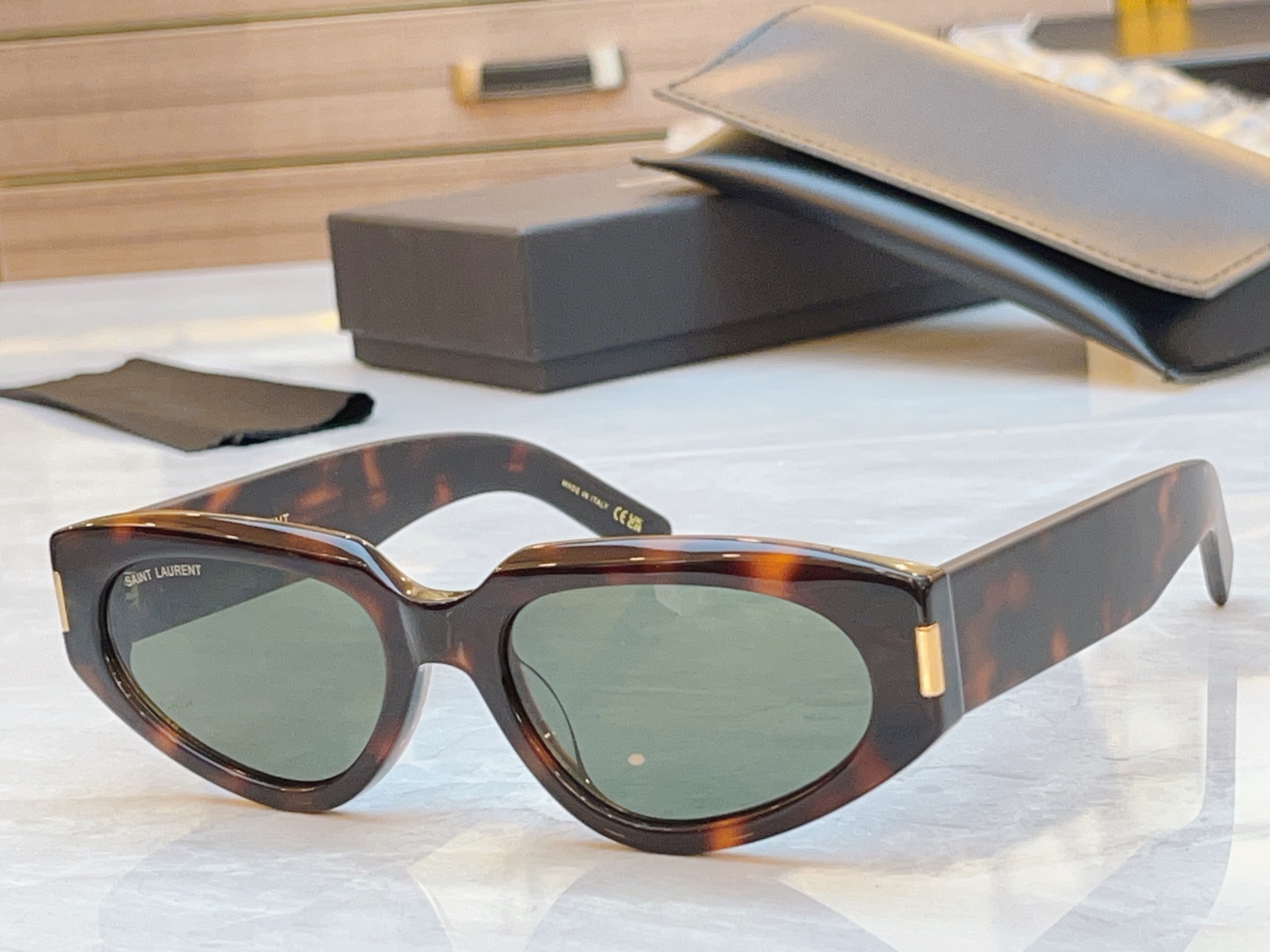 NO:373281,,【SAINT LAUREN*】Saint Laurent new glasses frame, MODELSL 812, SIZE50 19-140 glasses sunglasses, glasses, saint laurent, saint laurent19860909,【SAINT LAUREN*】圣罗*兰新款眼镜架,MODELSL 812,SIZE50口19-140眼镜墨镜太阳镜,眼镜,saint laurent,saint laurent,glasses