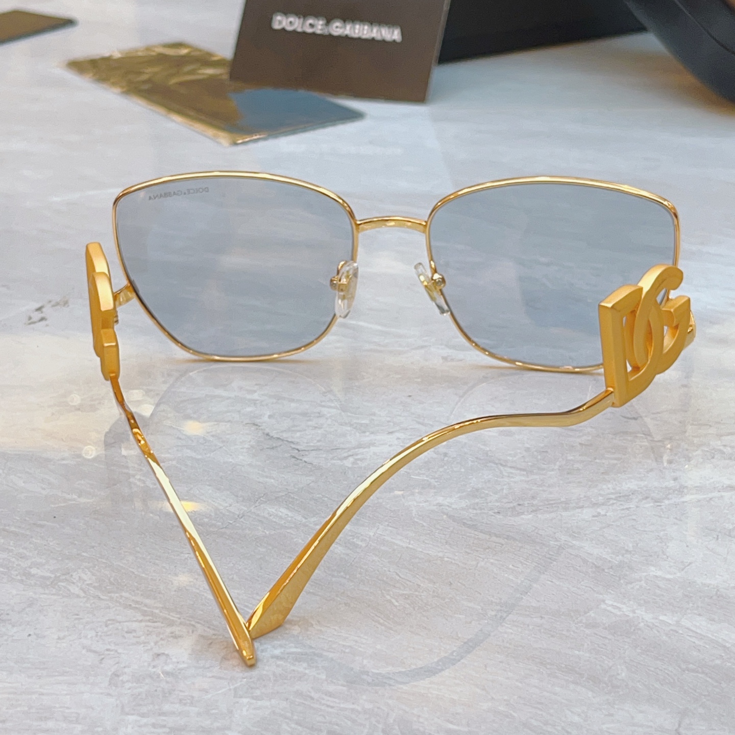 ，【DOLCE & GABBAN*】D*G新款太阳镜，MODEL：DG1498LB，SIZE：58口17