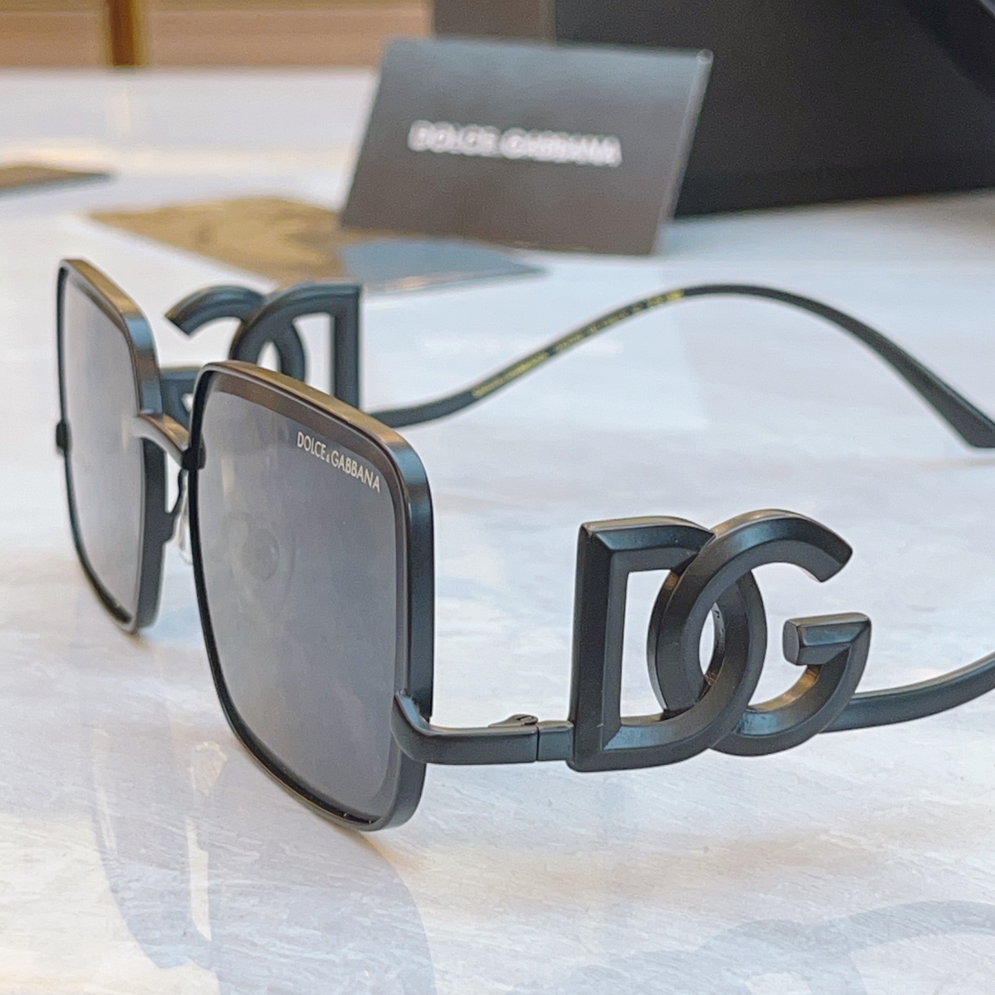 ，【DOLCE & GABBAN*】D*G新款太阳镜，MODEL：DG6695，SIZE：59口18-1