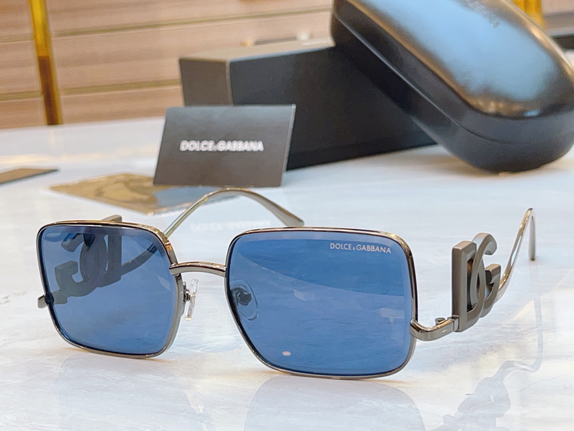 ，【DOLCE & GABBAN*】D*G新款太阳镜，MODEL：DG6695，SIZE：59口18-1