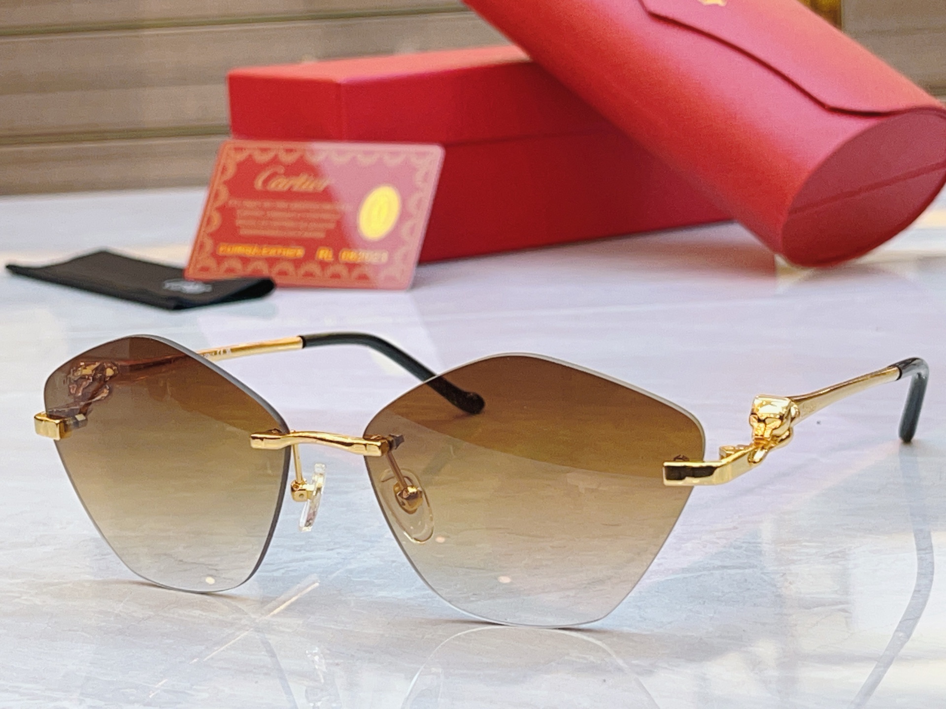 ，【CARTIE*】卡地*亚新款太阳镜，CT0429S，size61口15-140