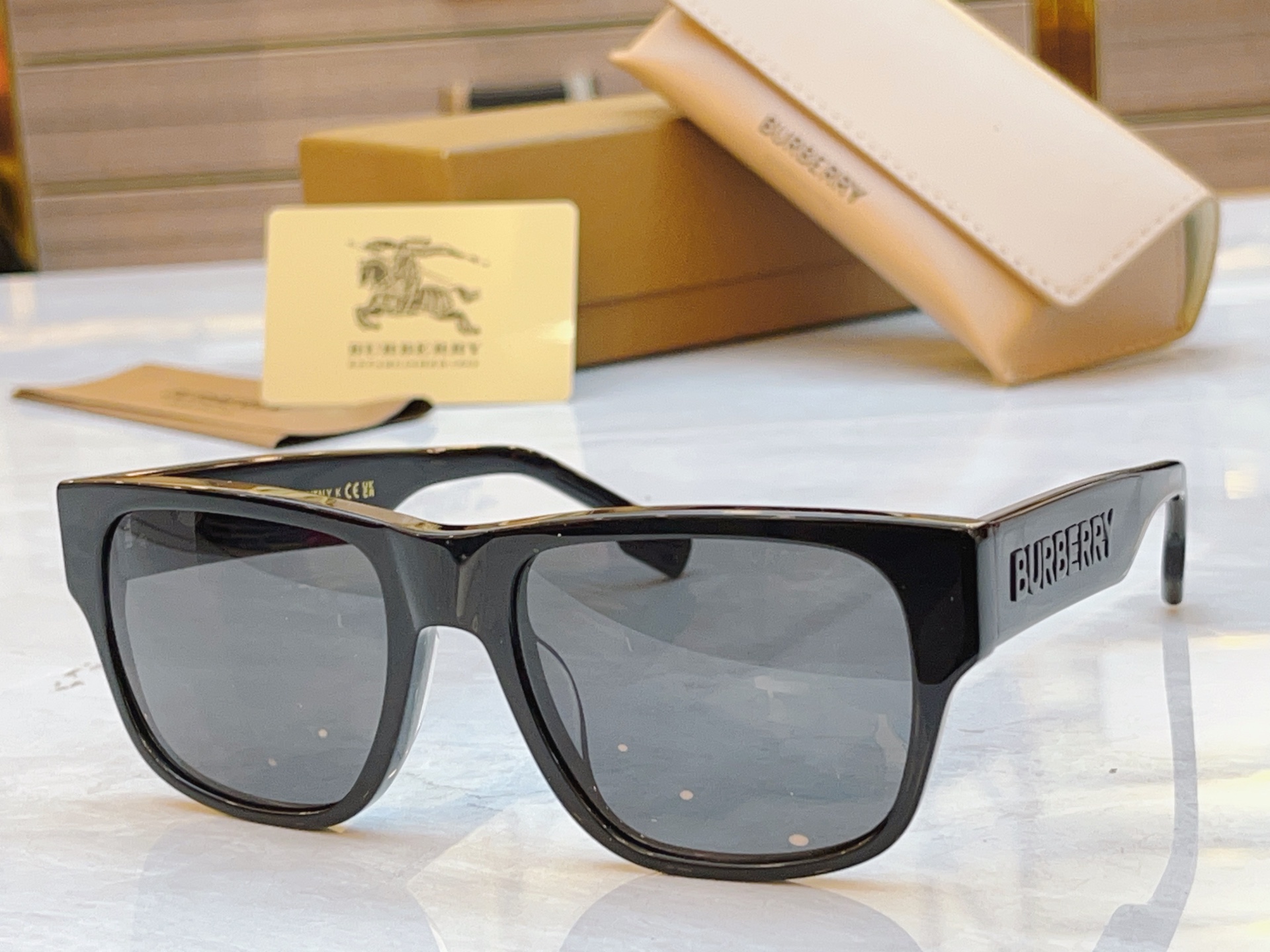 ，【BURBERR*】巴宝*莉新款光学架。MODEL：BE4358U，SIZE：54口20-145