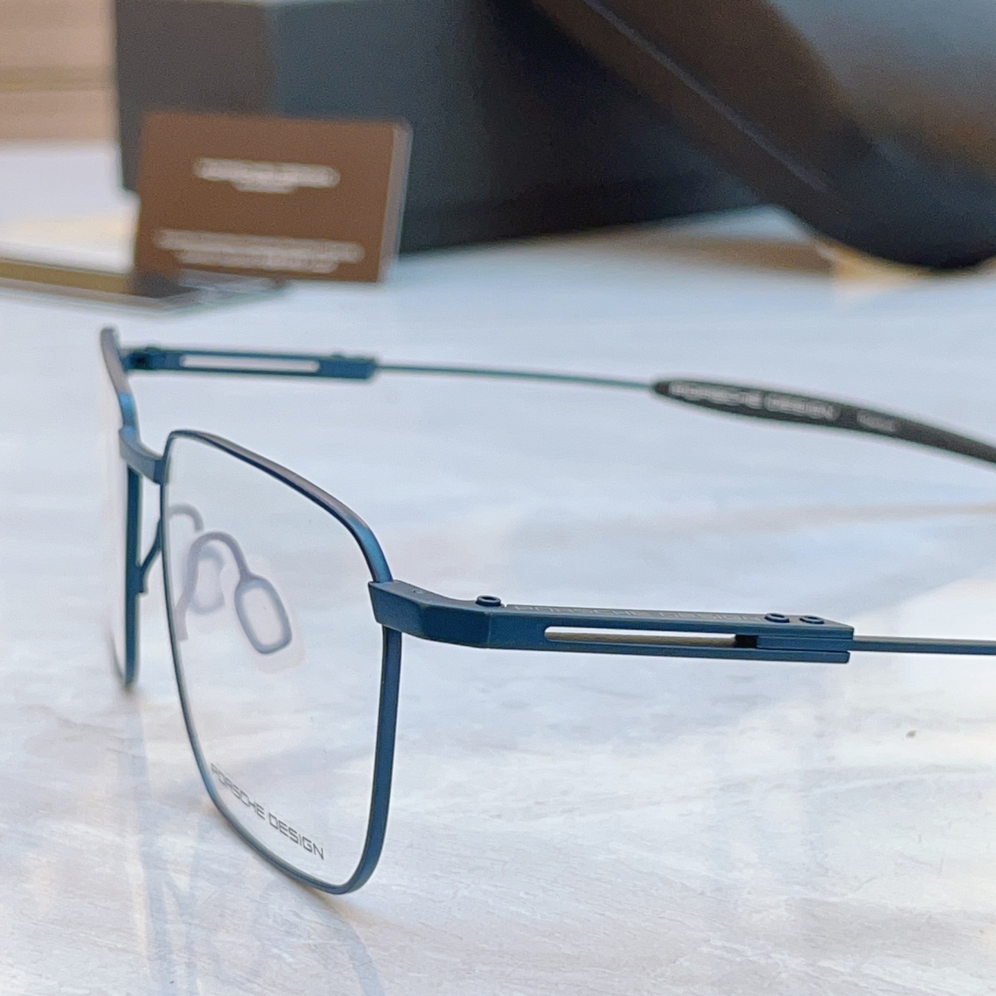 ，【PORSCHE DESIG*】保时*捷新款太阳镜，钛架 MODEL：，SIZE：57口15-144