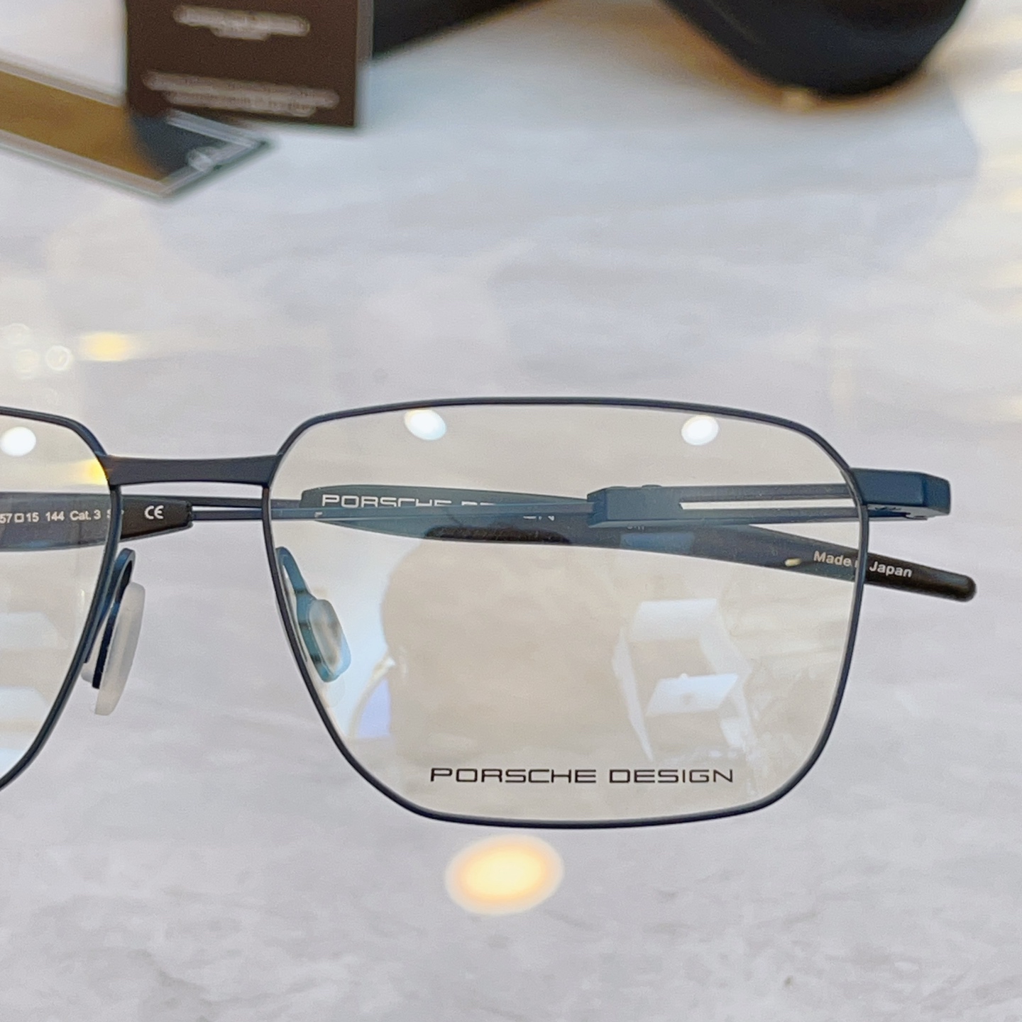 ，【PORSCHE DESIG*】保时*捷新款太阳镜，钛架 MODEL：，SIZE：57口15-144