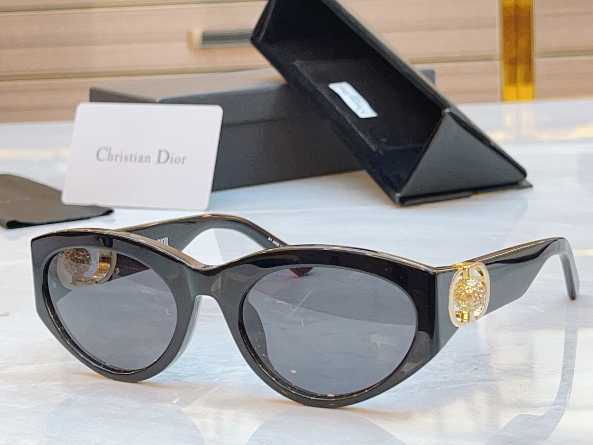 ，【DIO* 】迪*奥新款太阳镜，MODEL：30Montaigne B7F，SIZE：56口20-13