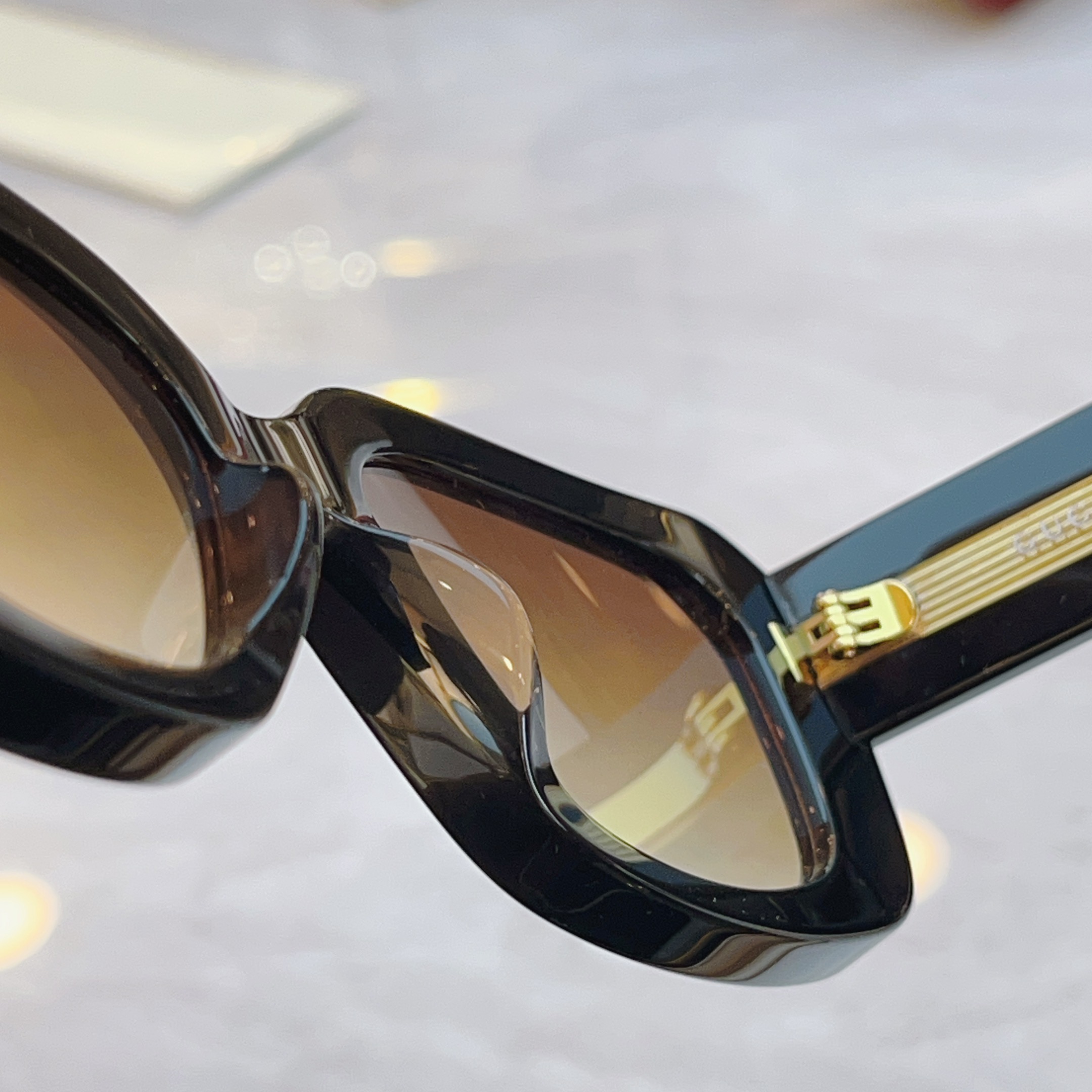 ，【GUCC*】古*驰新款眼镜架，MODEL：GG1531SK，SIZE：54口18-145