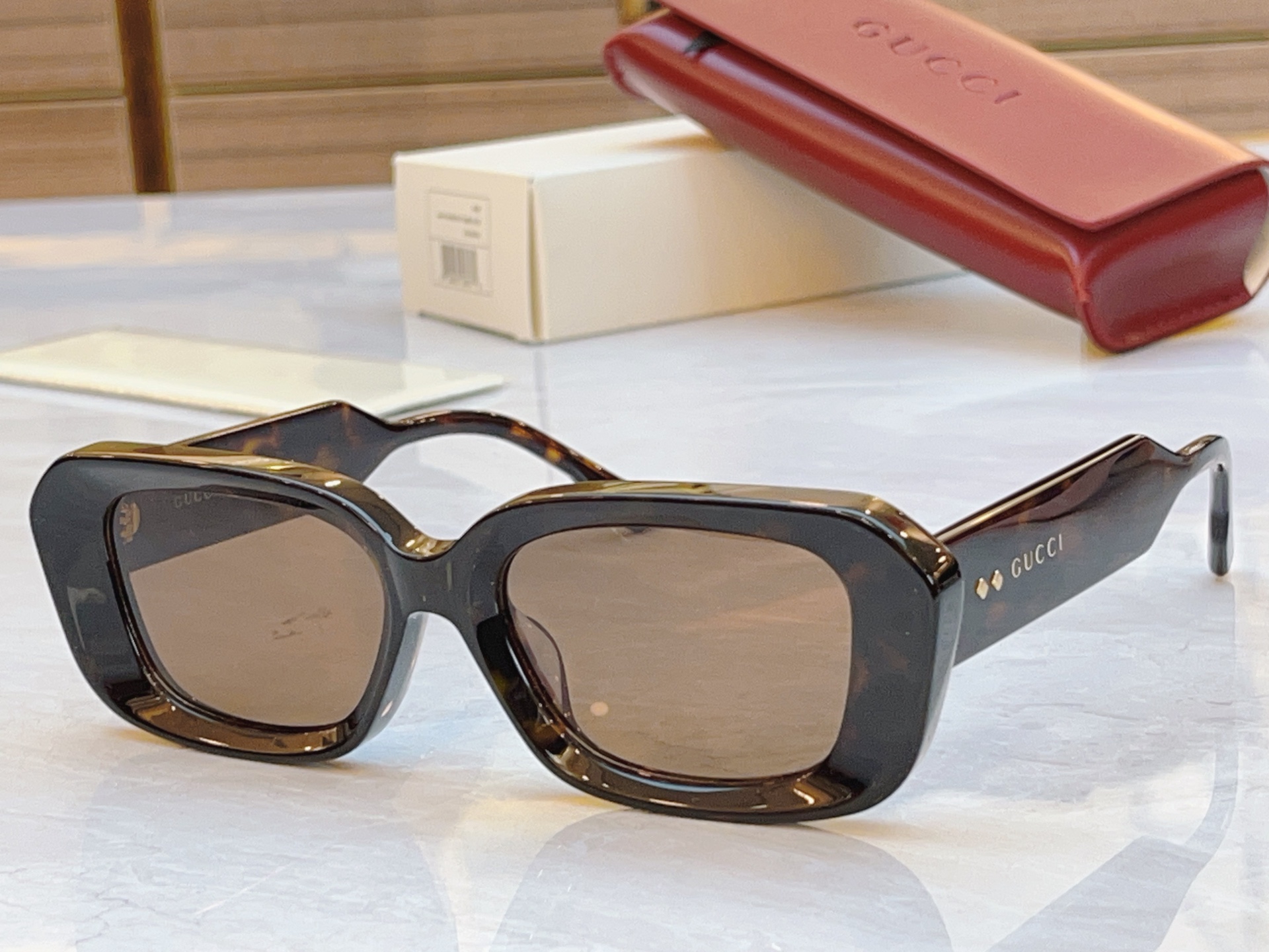 ，【GUCC*】古*驰新款眼镜架，MODEL：GG1531SK，SIZE：54口18-145