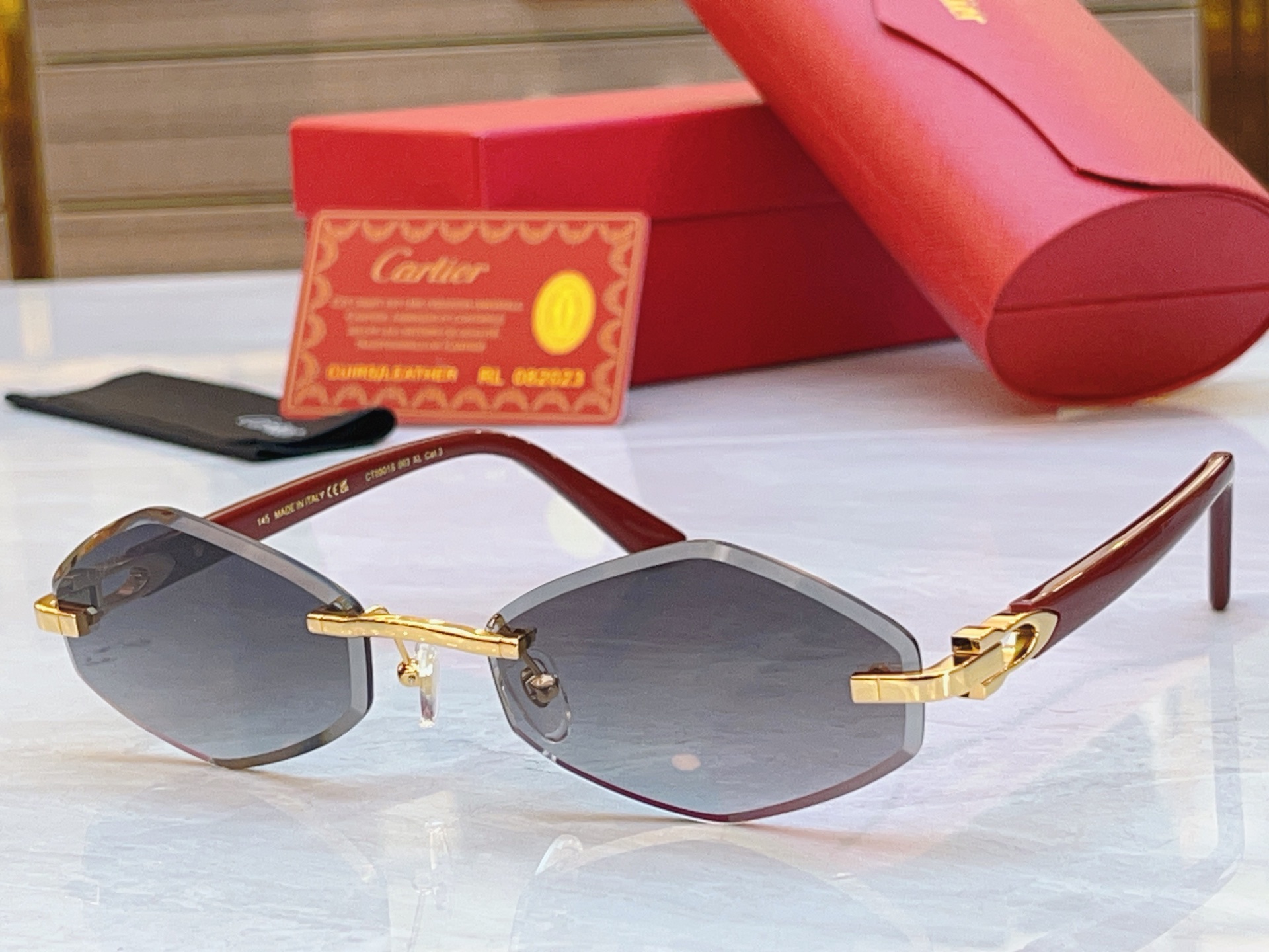 ，【CARTIE*】卡地*亚新款太阳镜，CT0901S，size59口21-145