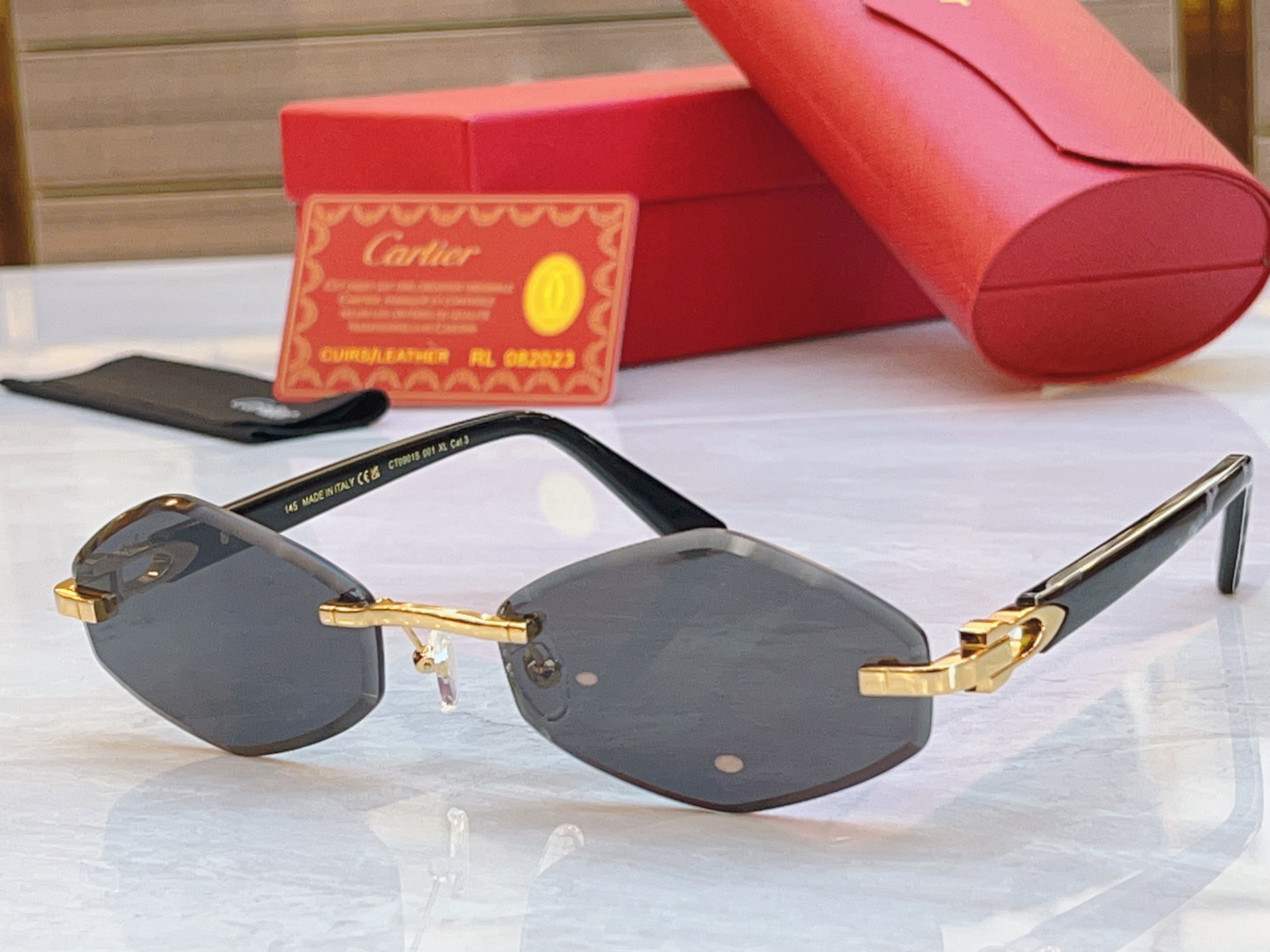 ，【CARTIE*】卡地*亚新款太阳镜，CT0901S，size59口21-145