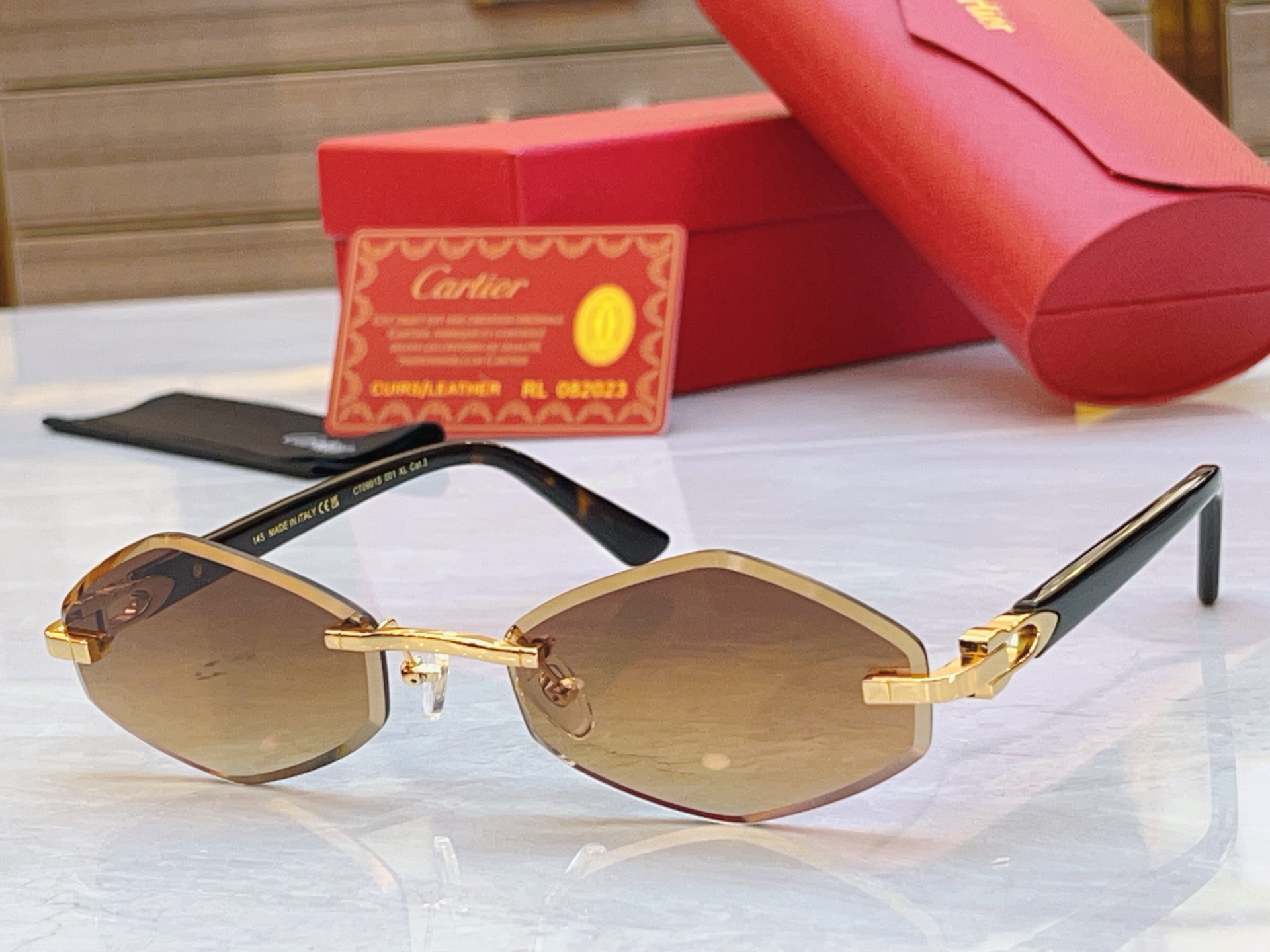 ，【CARTIE*】卡地*亚新款太阳镜，CT0901S，size59口21-145