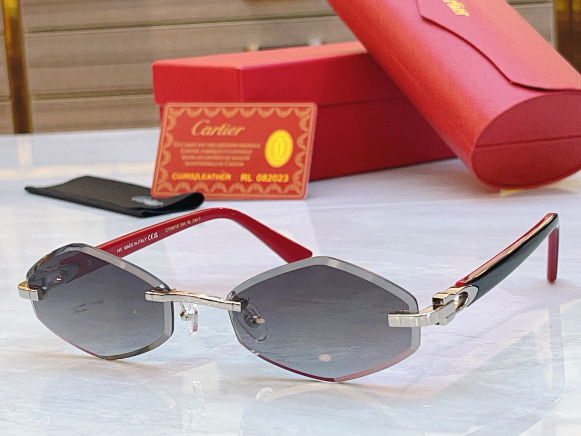 ，【CARTIE*】卡地*亚新款太阳镜，CT0901S，size59口21-145