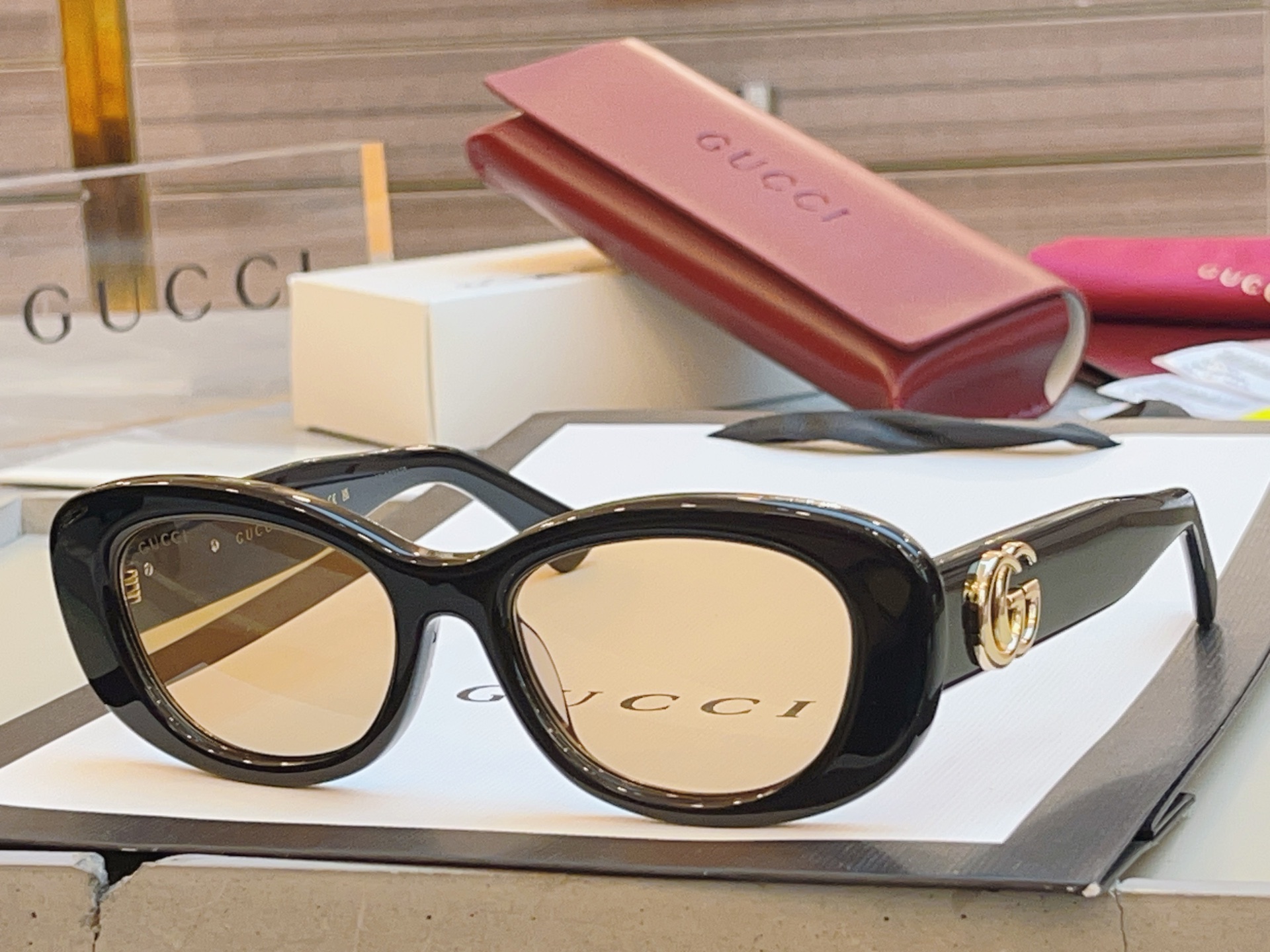 ，【GUCC*】古*驰新款眼镜架，MODEL：GG1829SK，SIZE：53口18-145