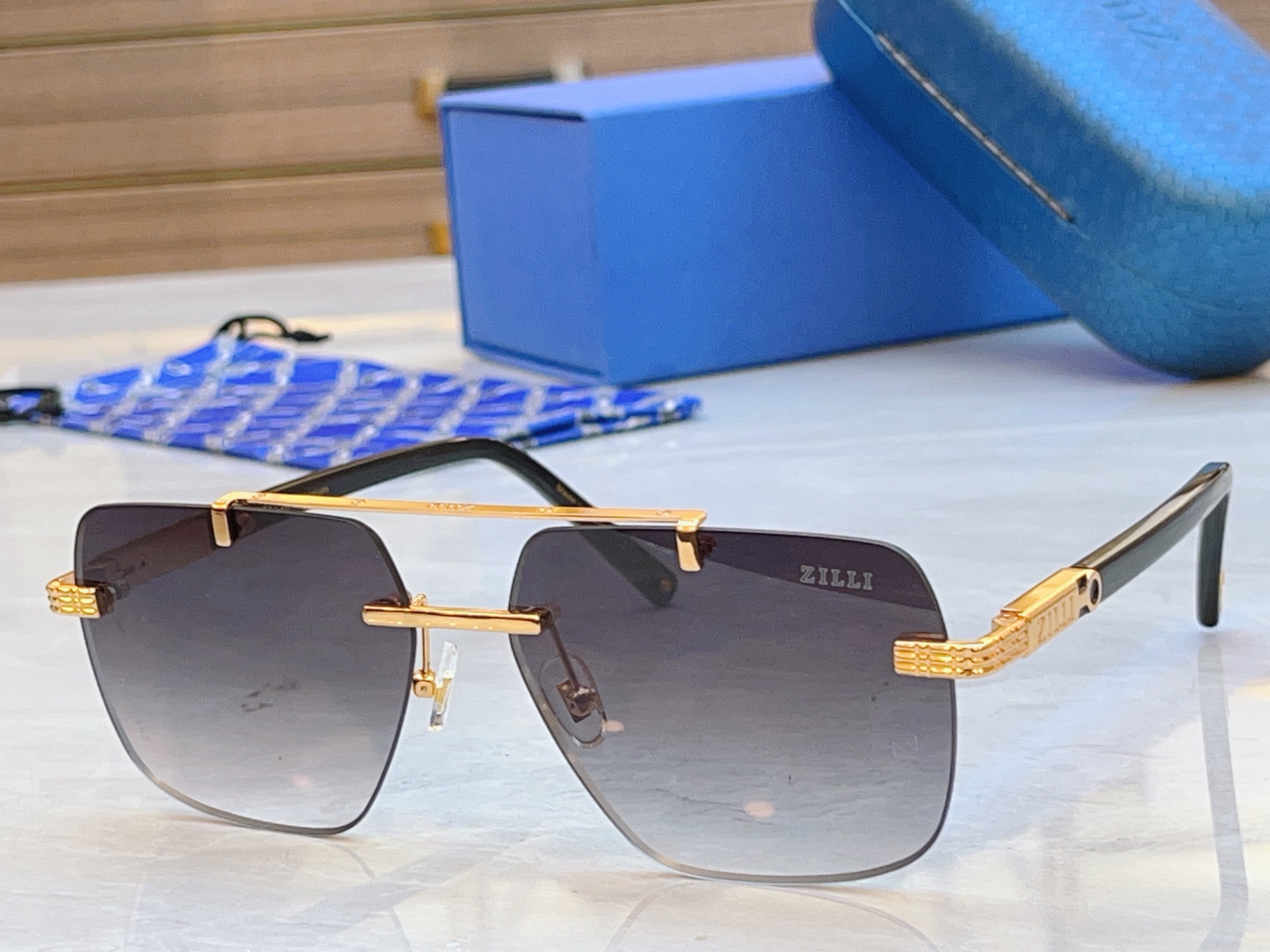 NO:373969,,【ZEIZ*】Cai*si’s new sunglasses, MODELZI65071, SIZE61 15-143 glasses, sunglasses, sunglasses, glasses19860909,【ZEIZ*】蔡*司新款太阳镜,MODELZI65071,SIZE61口15-143眼镜墨镜太阳镜,眼镜,glasses