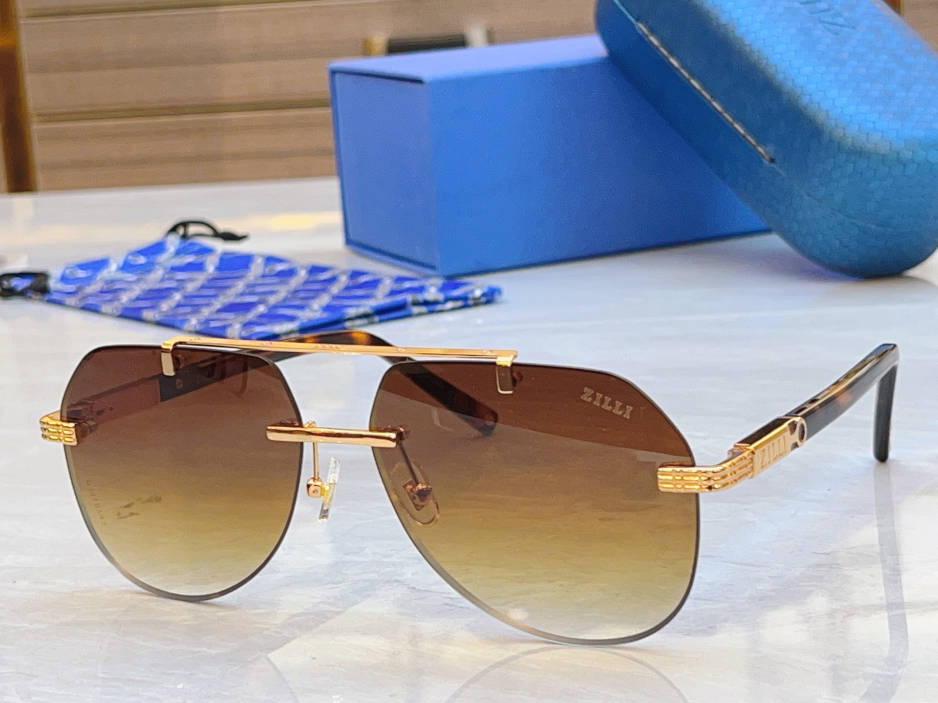 NO:373987,,【ZEIZ*】Cai*si’s new sunglasses, MODELZI80127, SIZE62 15-143 glasses, sunglasses, sunglasses, glasses19860909,【ZEIZ*】蔡*司新款太阳镜,MODELZI80127,SIZE62口15-143眼镜墨镜太阳镜,眼镜,glasses