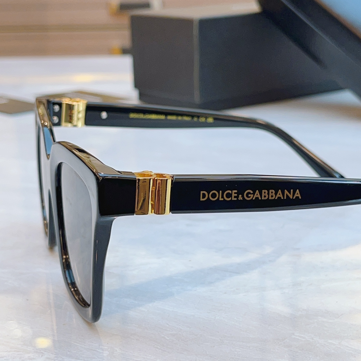 ，【DOLCE & GABBAN*】D*G新款太阳镜，MODEL：DG4498，SIZE：55口20-1