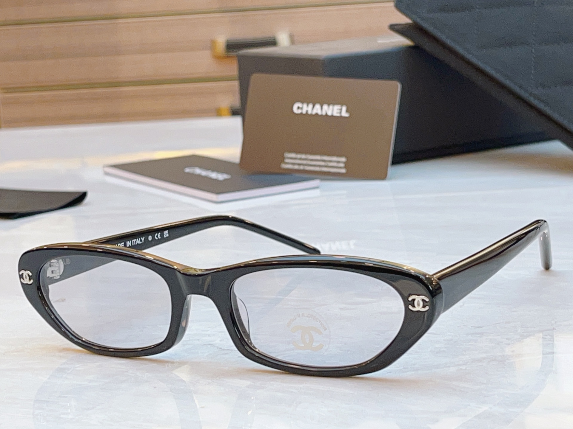 ，【CHAN*】香奈*儿新款太阳镜，
MODEL：Vintage02，SIZE：56口20-140