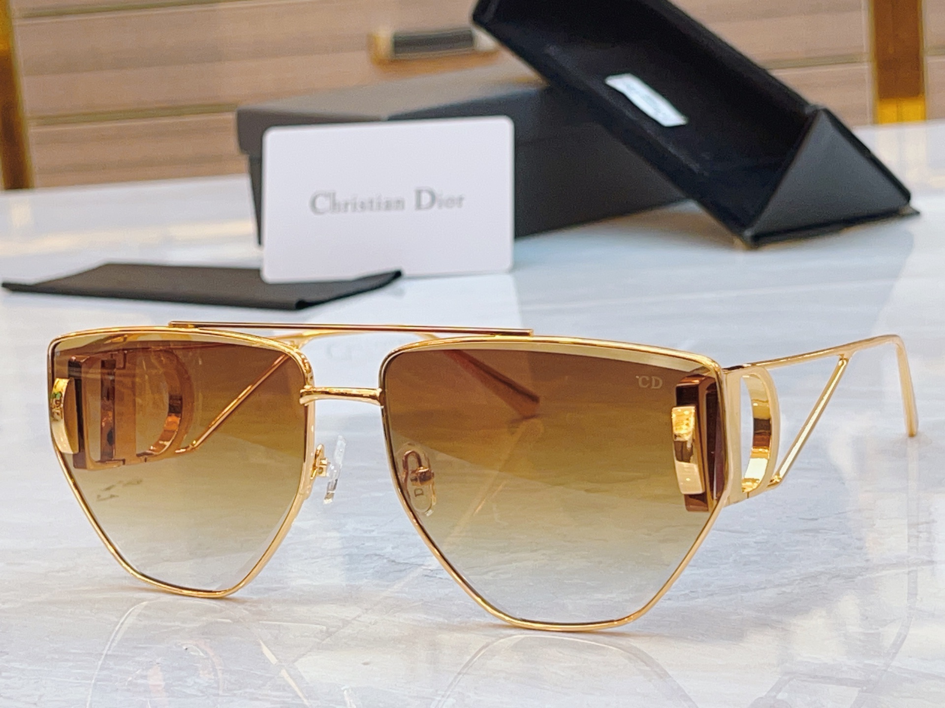 NO:373971,,【DIO*】Di*Ao new sunglasses, MODELDSGTA42UCR, SIZE64-hole 16-140 glasses sunglasses, glasses, dior19860909,【DIO*】迪*奥新款太阳镜, MODELDSGTA42UCR,SIZE64口16-140眼镜墨镜太阳镜,眼镜,dior,glasses