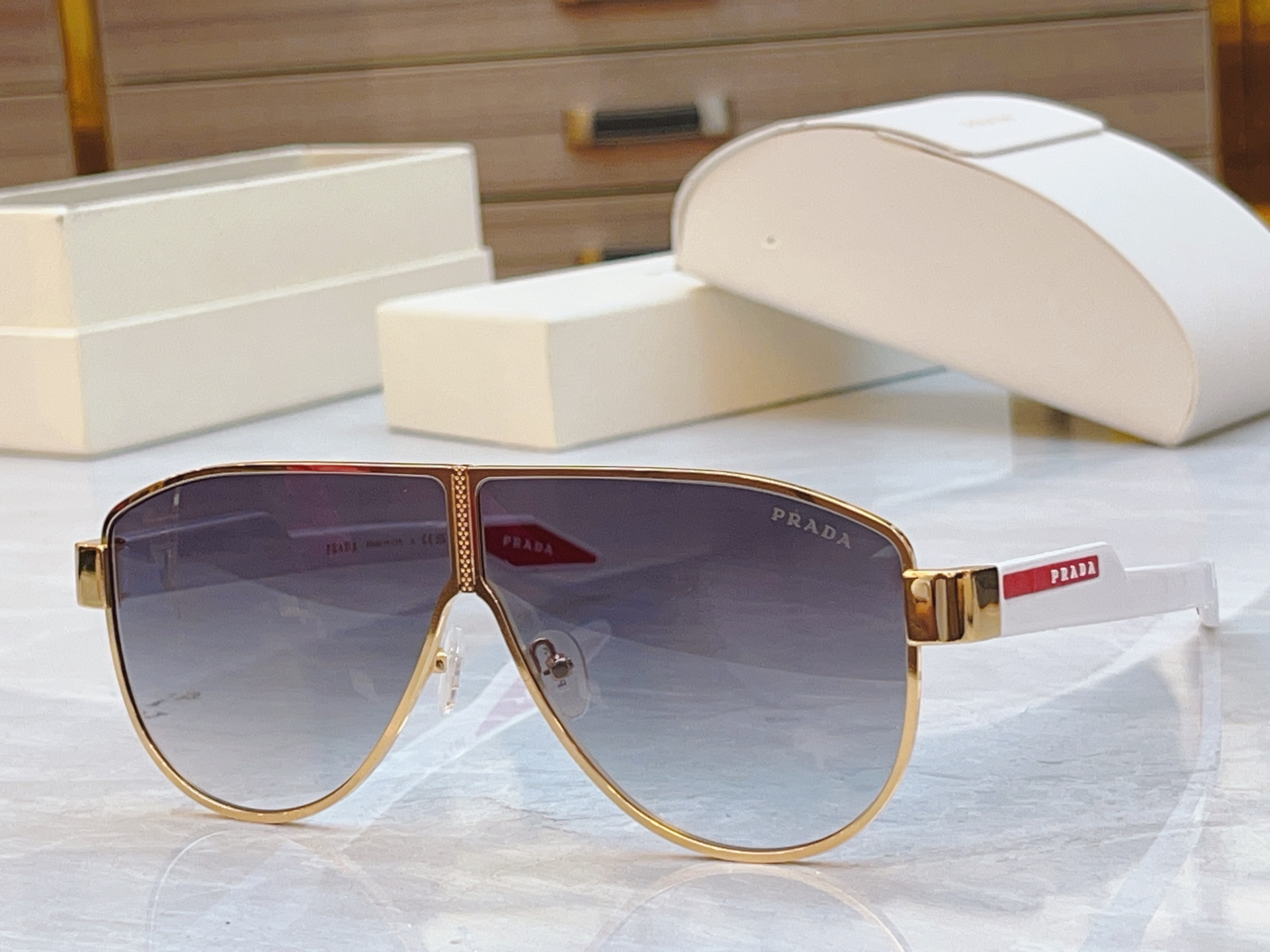 ，【PRAD*】普拉*达新款太阳镜🕶️，MODEL：PR 169VS，SIZE：64口4-136