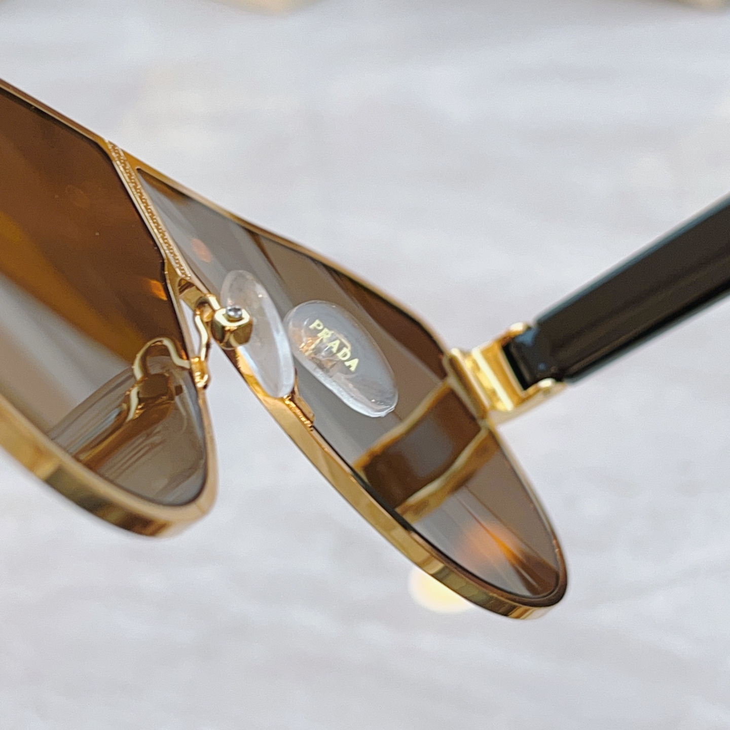 ，【PRAD*】普拉*达新款太阳镜🕶️，MODEL：PR 169VS，SIZE：64口4-136