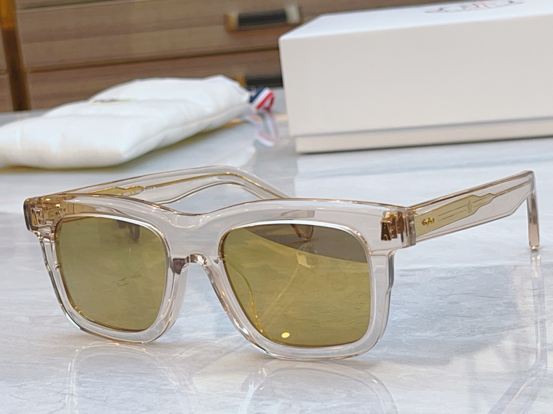 NO:373972,Box plus 15,【MONC LER】New sunglasses, MODELME6004, SIZE51 port 21-145 glasses sunglasses sunglasses, glasses19860909盒子加15,【MONC LER】新款太阳镜, MODELME6004,SIZE51口21-145眼镜墨镜太阳镜,眼镜,glasses