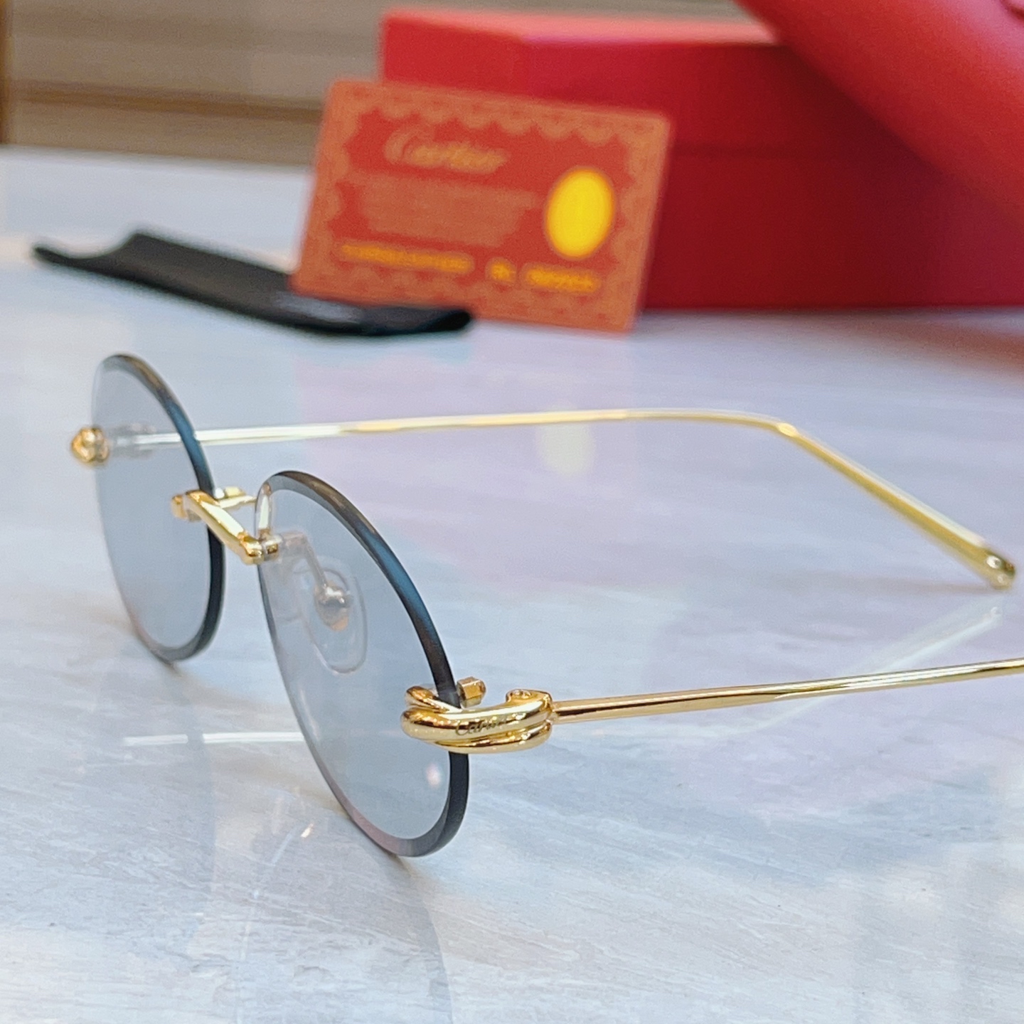 太阳 变色，【CARTIE*】卡地*亚新款太阳镜，CT0565S，size 58口17-140