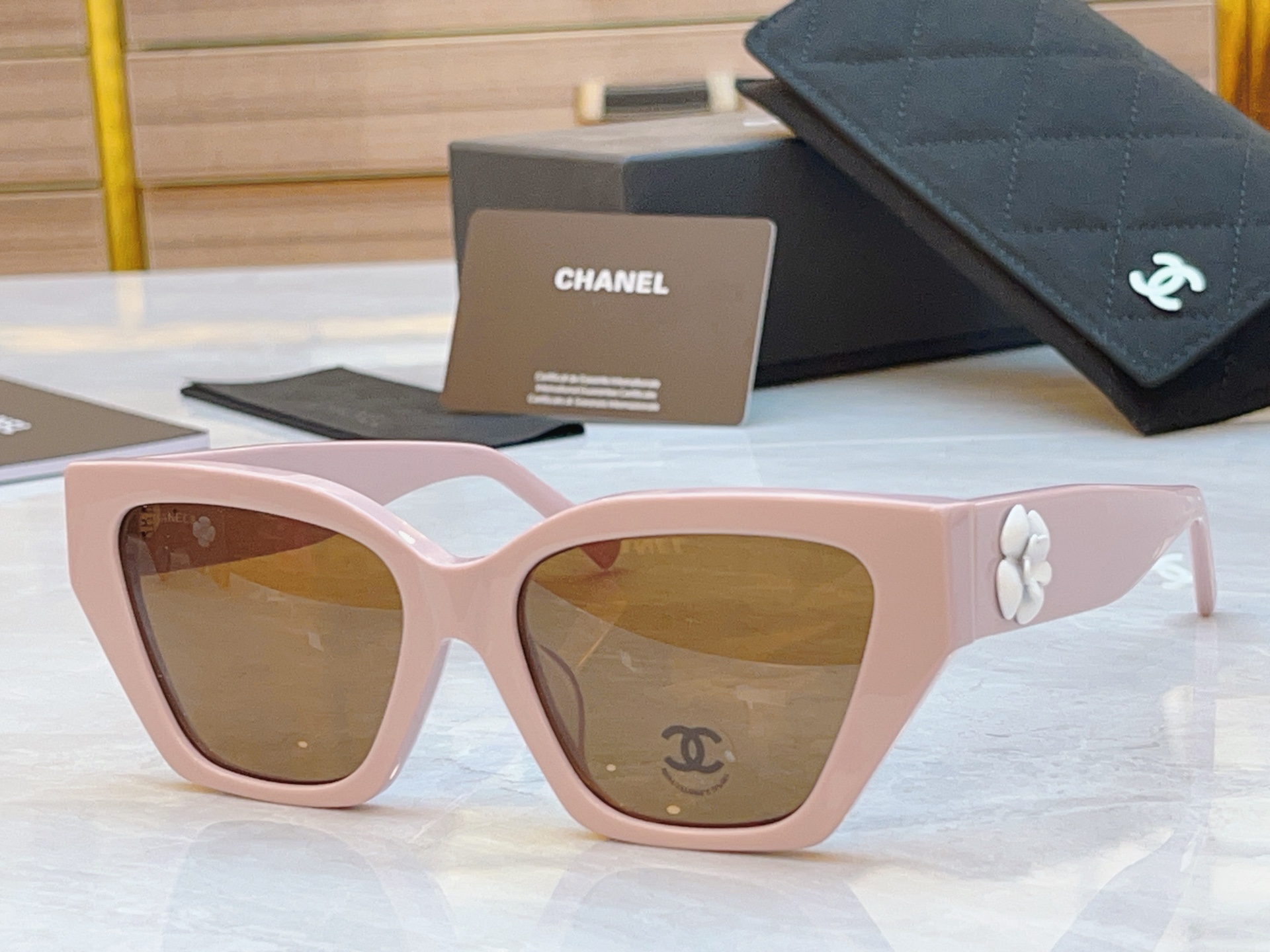 ，【CHAN*】香奈*儿新款太阳镜，
MODEL：CH5116，SIZE：54口18-145