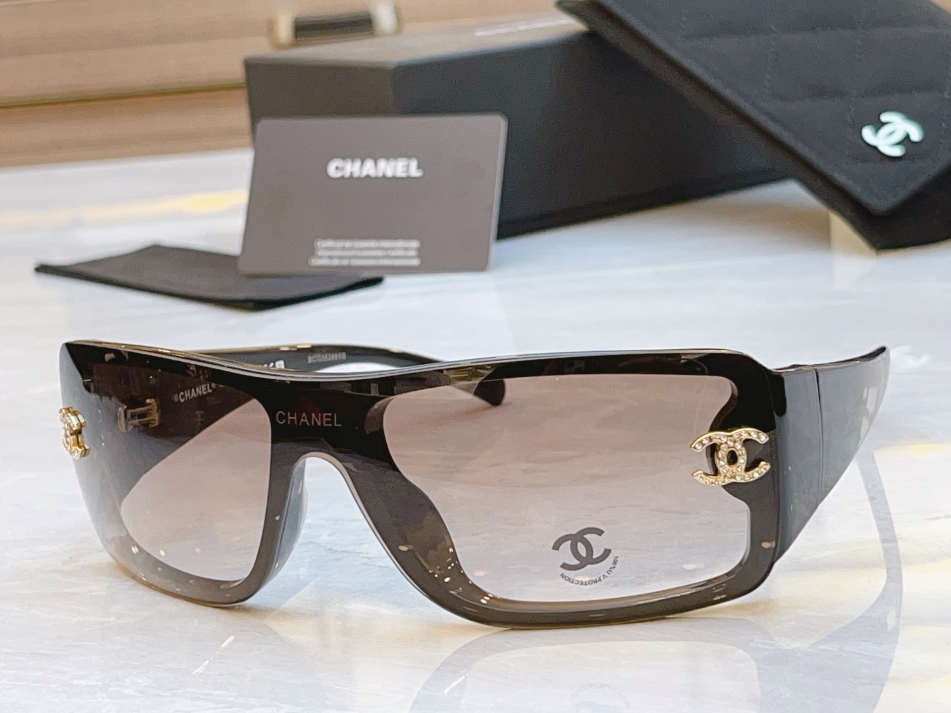 NO:374038,,【CHAN*】Chanel*'s new sunglasses, MODEL5088-B, SIZE120 glasses, sunglasses, glasses, chanel, chanel19860909,【CHAN*】香奈*儿新款太阳镜, MODEL5088-B,SIZE120眼镜墨镜太阳镜,眼镜,chanel,chanel,glasses
