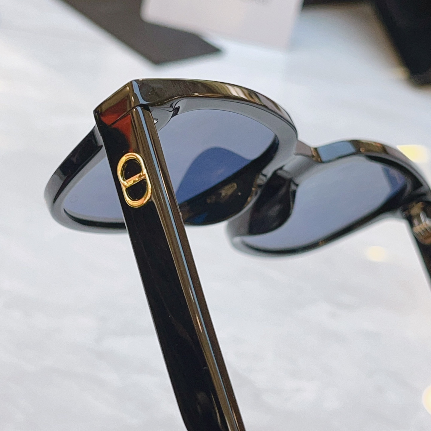 ，【DIO* 】迪*奥新款太阳镜，MODEL：CDMidnight S4I，SIZE：52口21-145