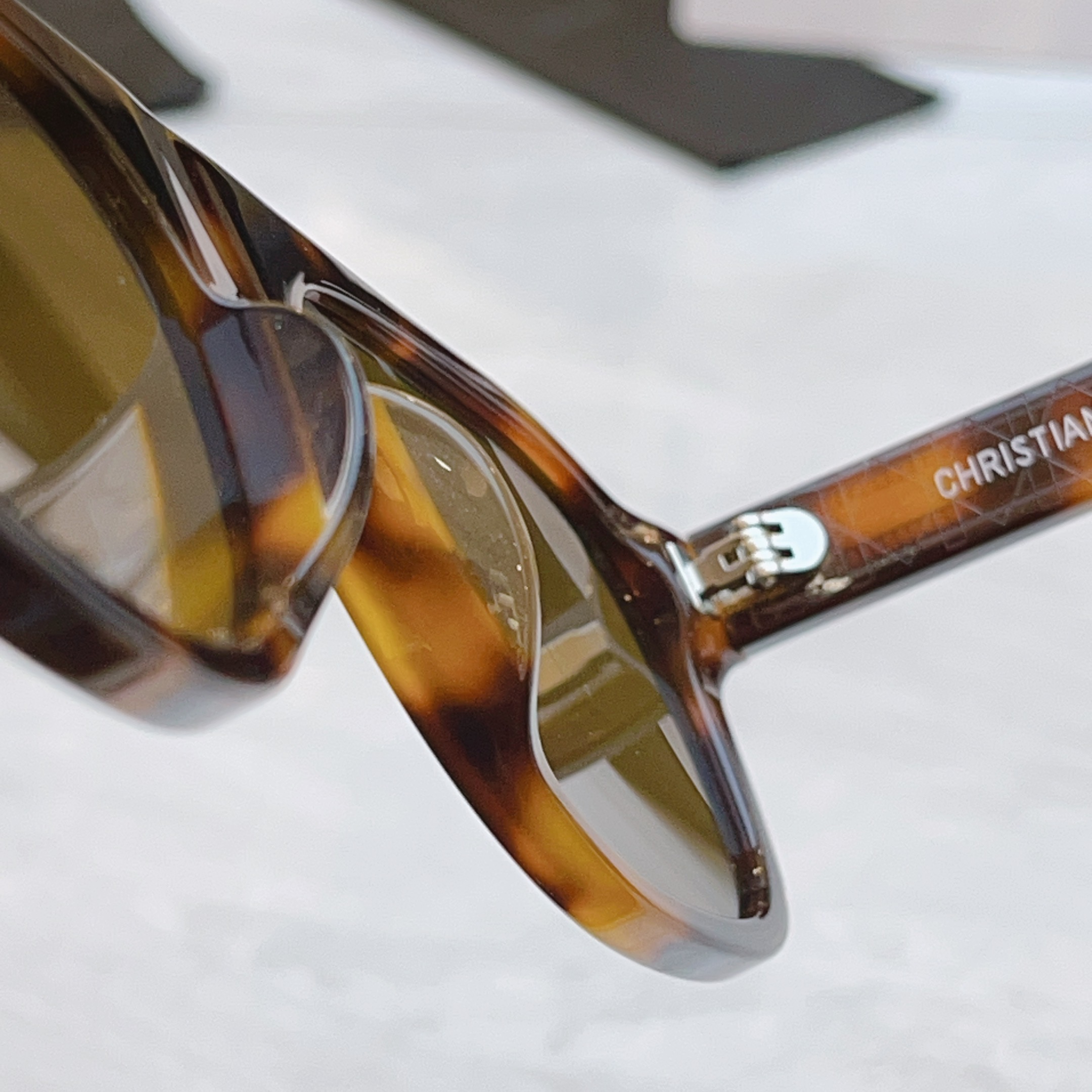 ，【DIO* 】迪*奥新款太阳镜，MODEL：CDMidnight A1F，SIZE：55口17-145