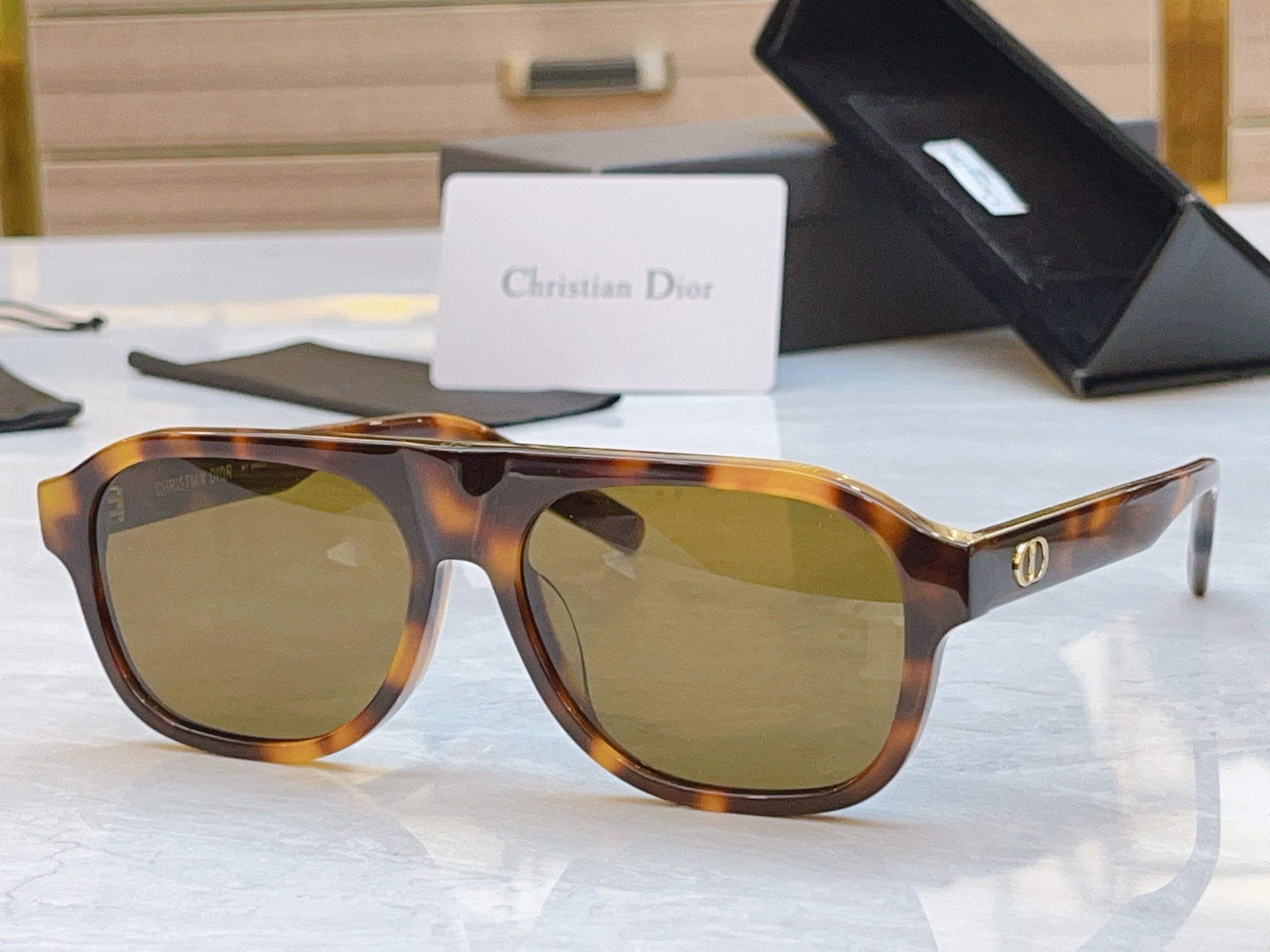 ，【DIO* 】迪*奥新款太阳镜，MODEL：CDMidnight A1F，SIZE：55口17-145