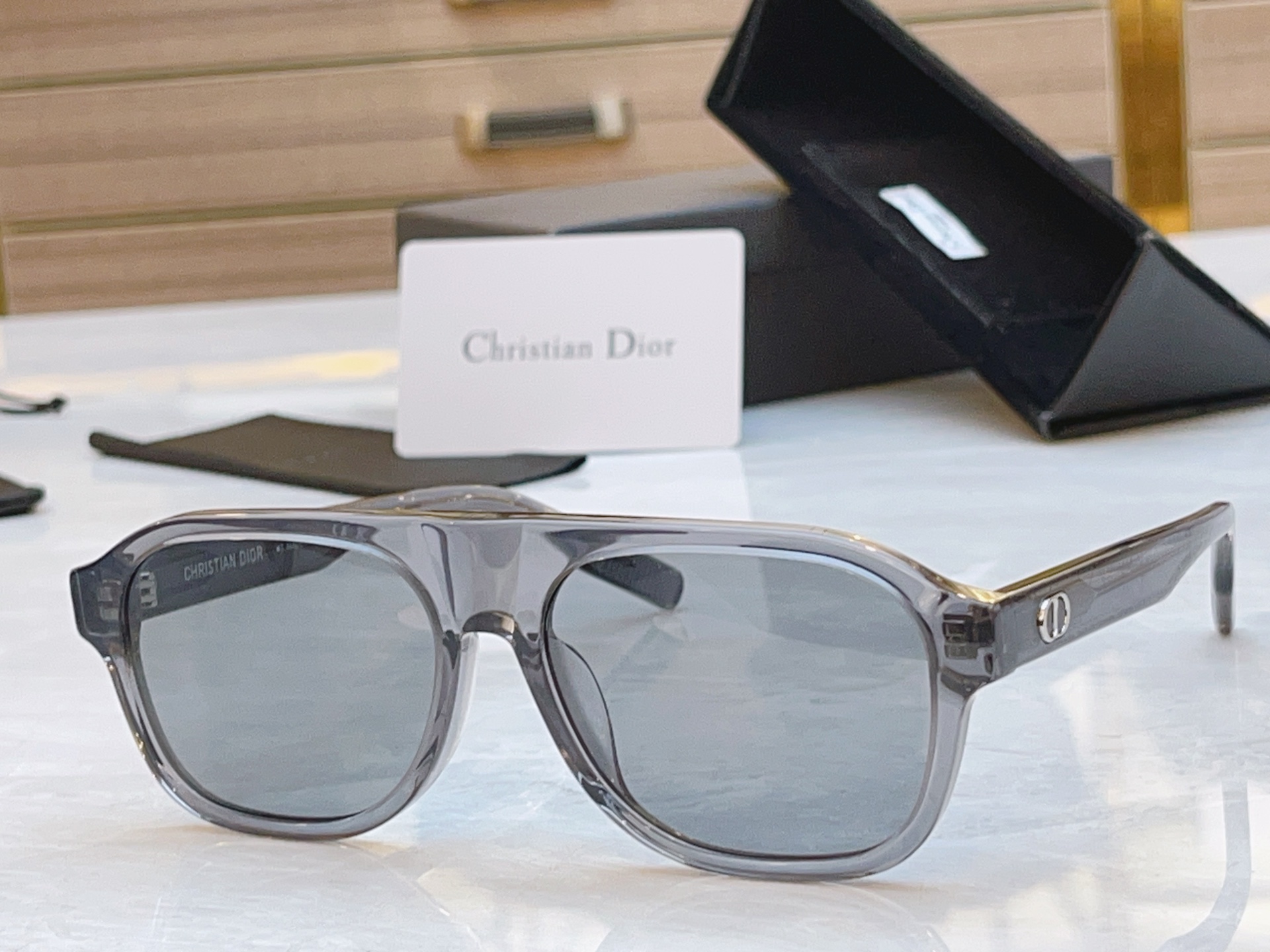 ，【DIO* 】迪*奥新款太阳镜，MODEL：CDMidnight A1F，SIZE：55口17-145