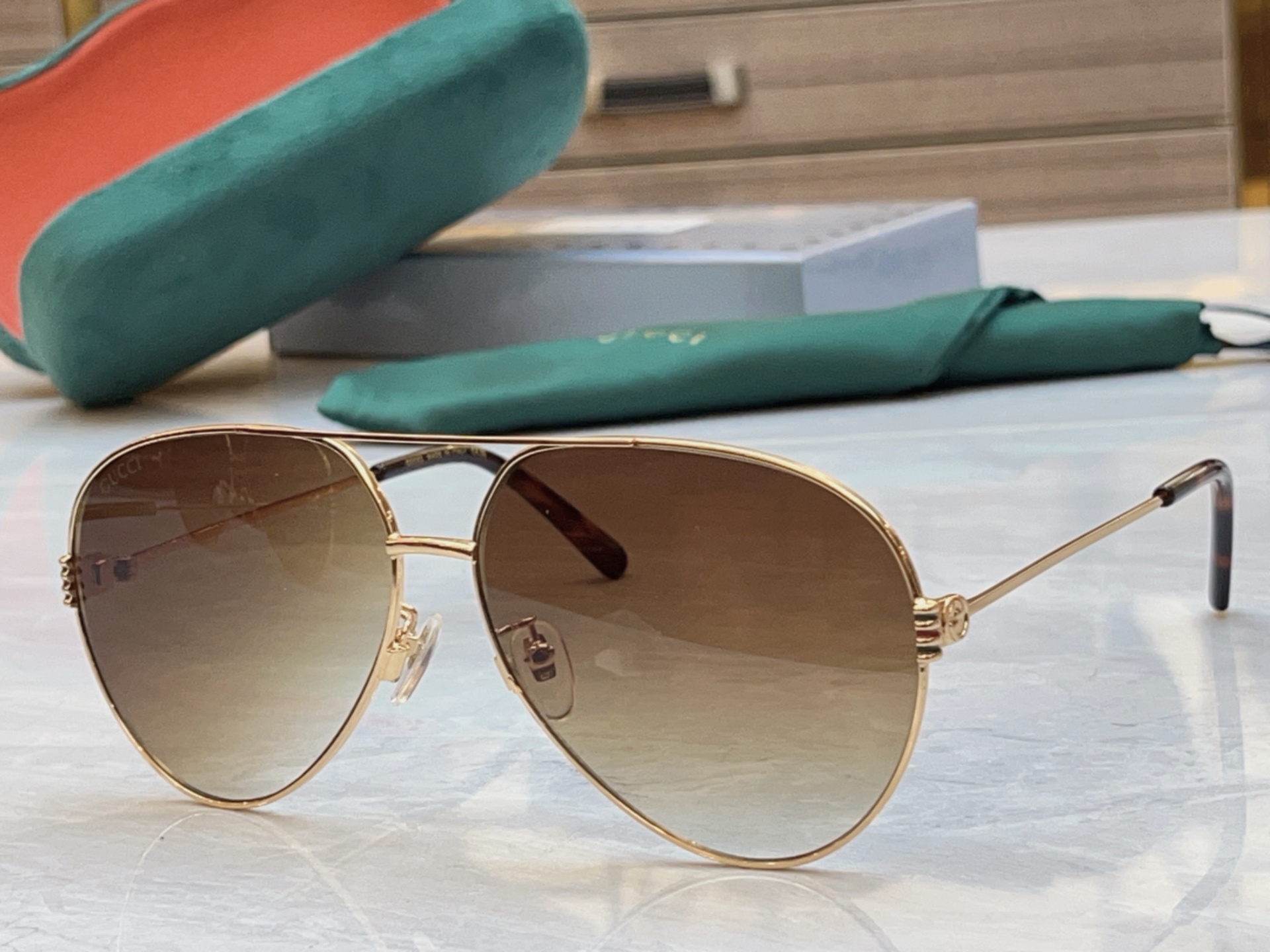 ，【GUCC*】古*驰新款太阳镜，GG1281，SIZE:62口17-145