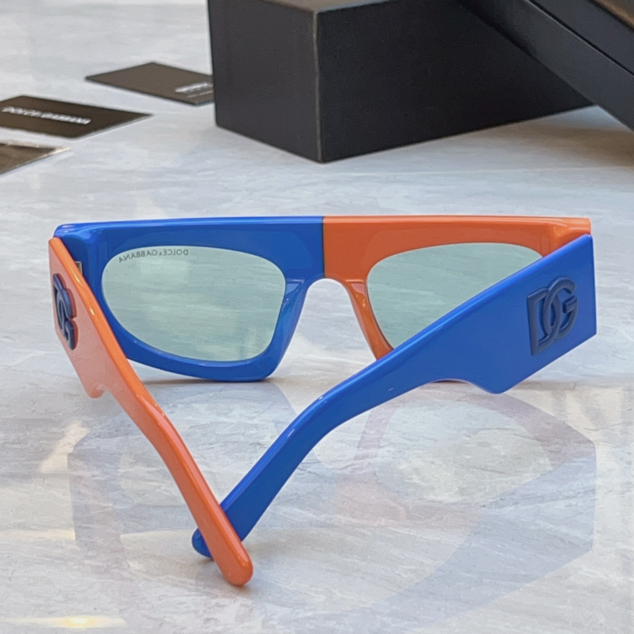 ，【DOLCE & GABBAN*】D*G新款太阳镜，MODEL：DX4004，SIZE：52口21-1