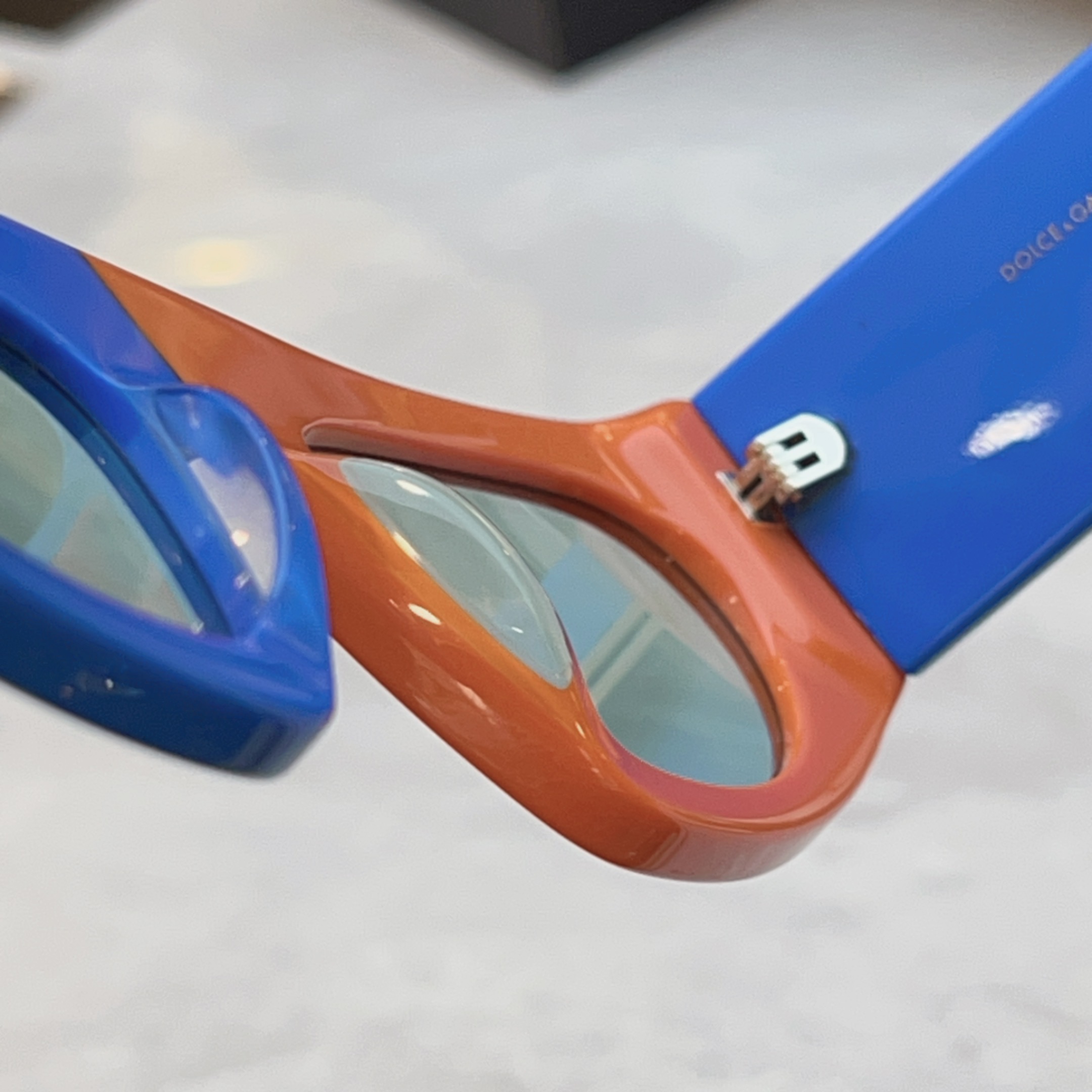 ，【DOLCE & GABBAN*】D*G新款太阳镜，MODEL：DX4004，SIZE：52口21-1