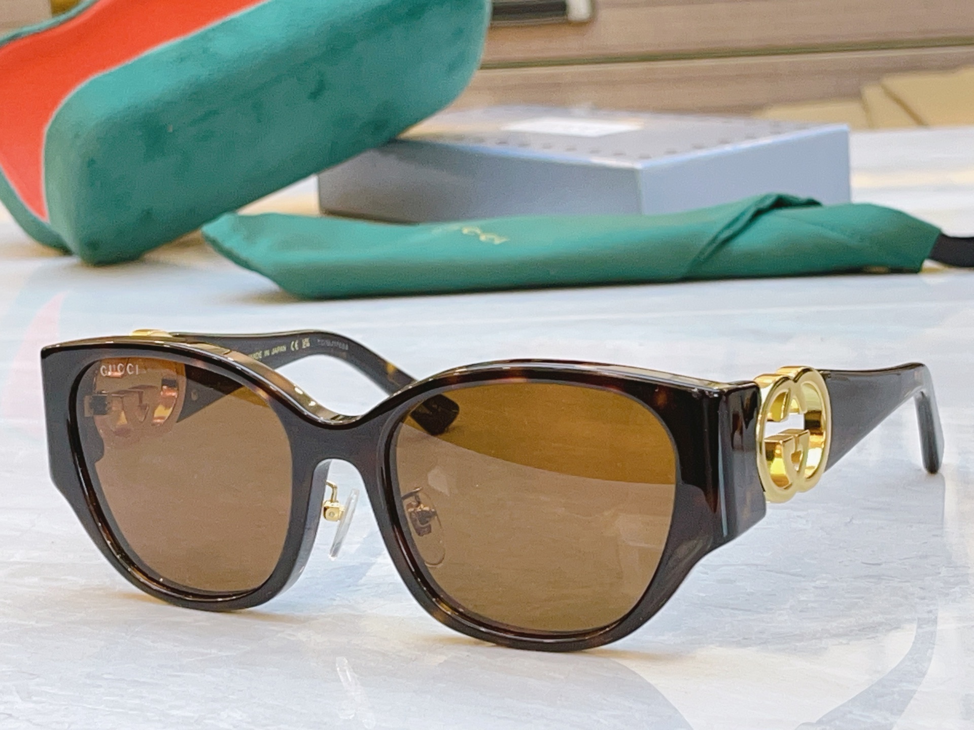 ，【GUCC*】古*驰新款太阳镜，GG1912SA，SIZE:55口19-140