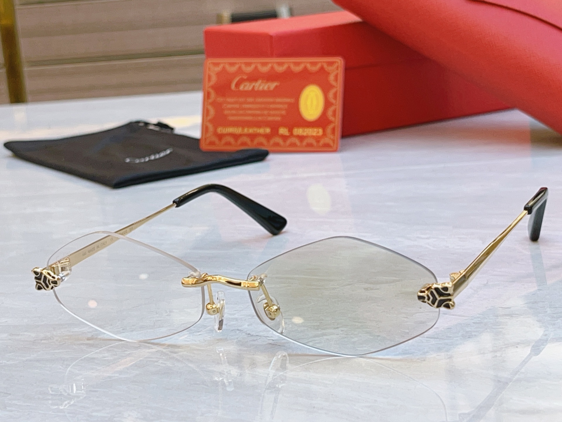 变色，【CARTIE*】卡地*亚新款太阳镜，CT0433S，size: 52口20-140