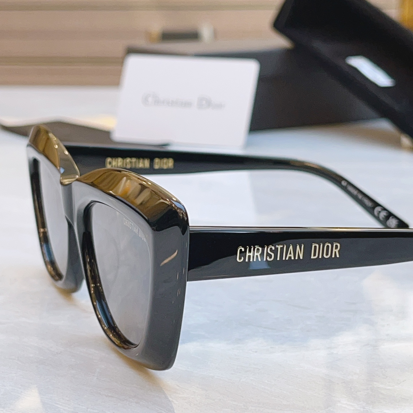 ，【DIO* 】迪*奥新款太阳镜，MODEL：CDMidnight B3F，SIZE：55口17-145